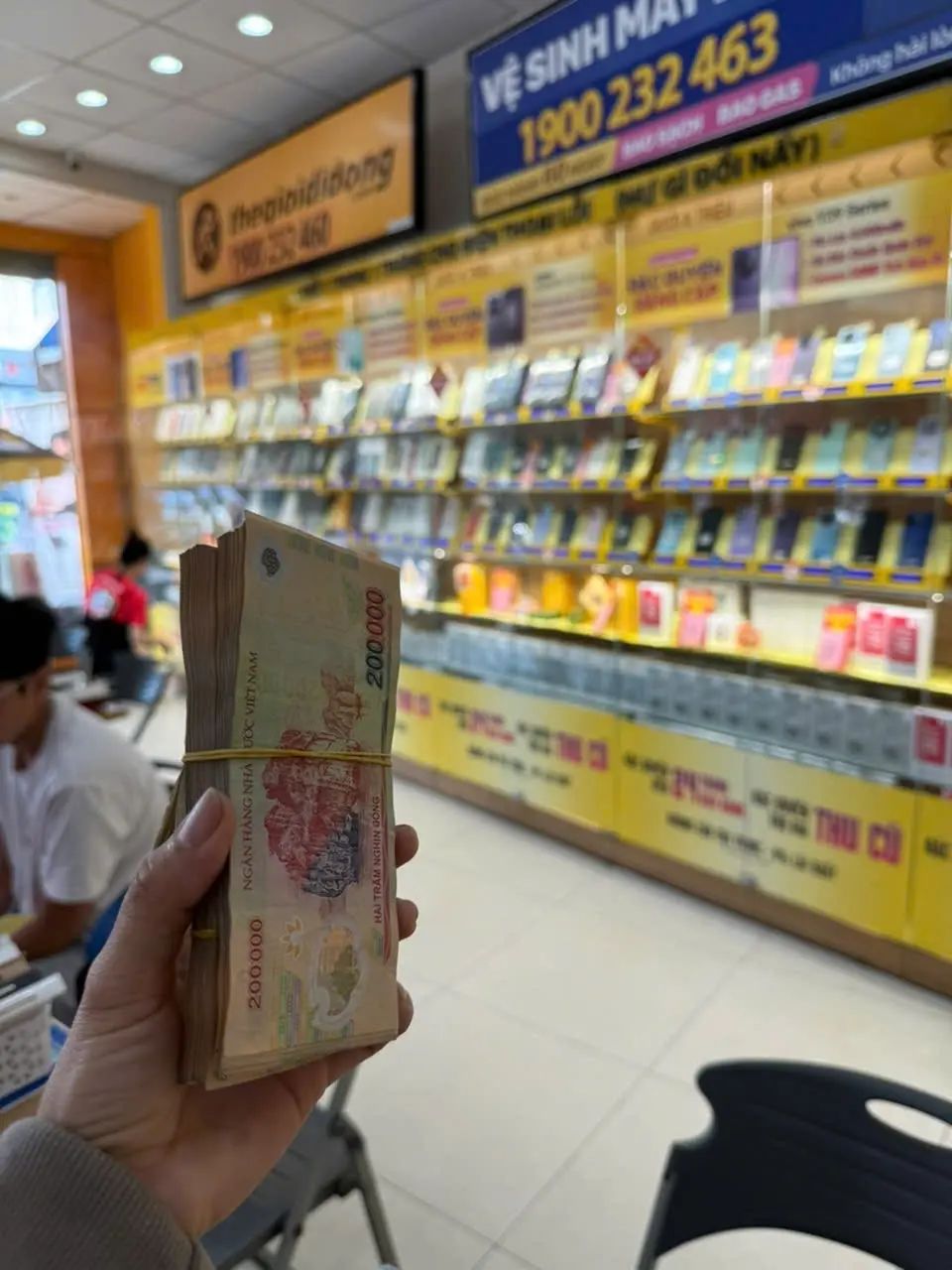 Khách hàng review Điện thoại iPhone 16 Pro Max 256GB 13