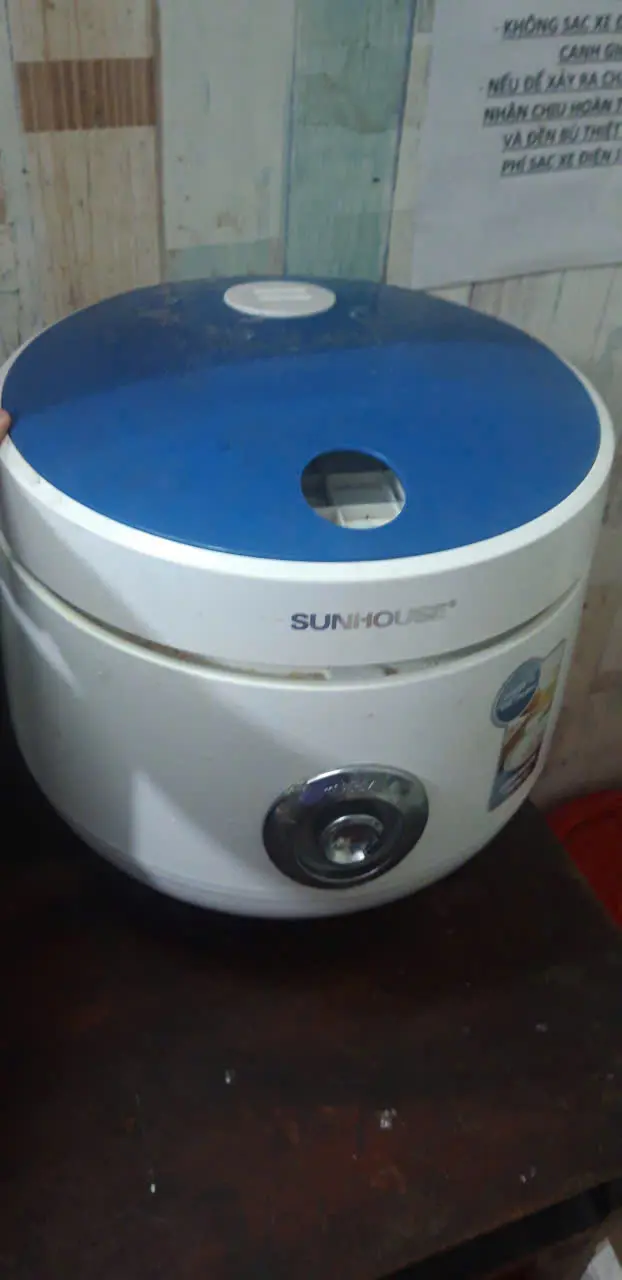 Khách hàng review Nồi cơm nắp gài Sunhouse 1.8 lít SHD8606 2