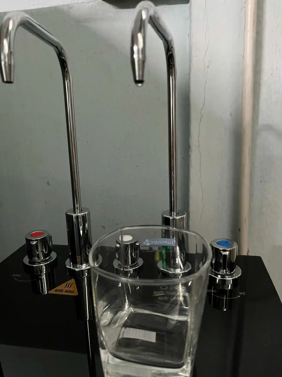Khách hàng review Máy lọc nước RO nóng nguội lạnh Hydrogen Karofi KAD-X68 11 lõi 3