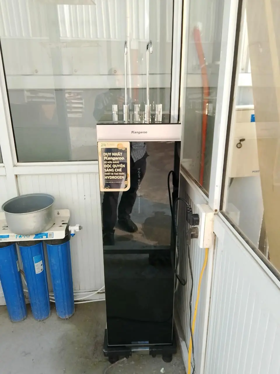 Khách hàng review Máy lọc nước RO nóng nguội lạnh Hydrogen Kangaroo Sumire KG12A8 12 lõi 17