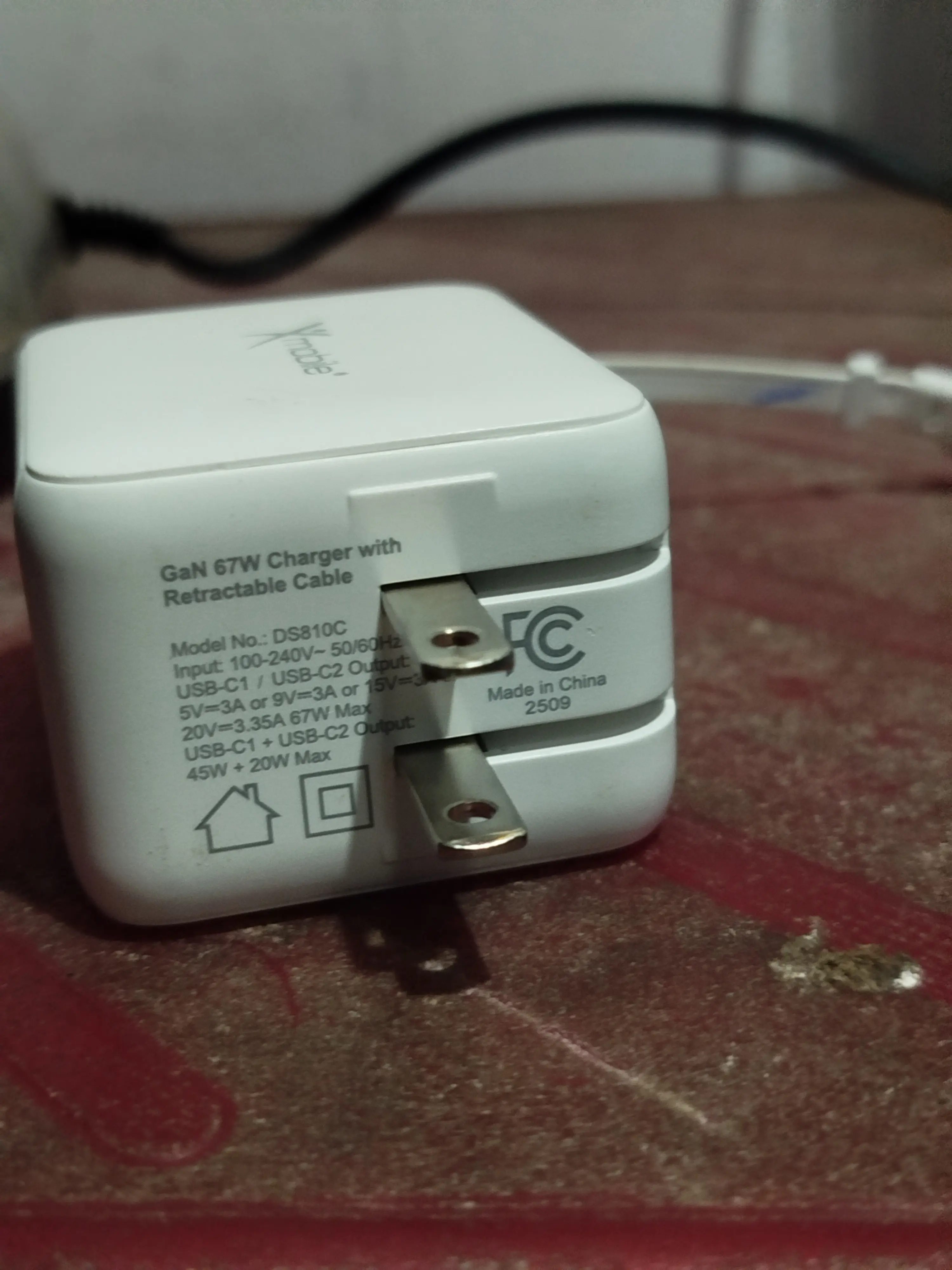 Khách hàng review Sạc nhanh 2 cổng Type-C PD 67W Xmobile DS810C kèm cáp dây rút Type C 1