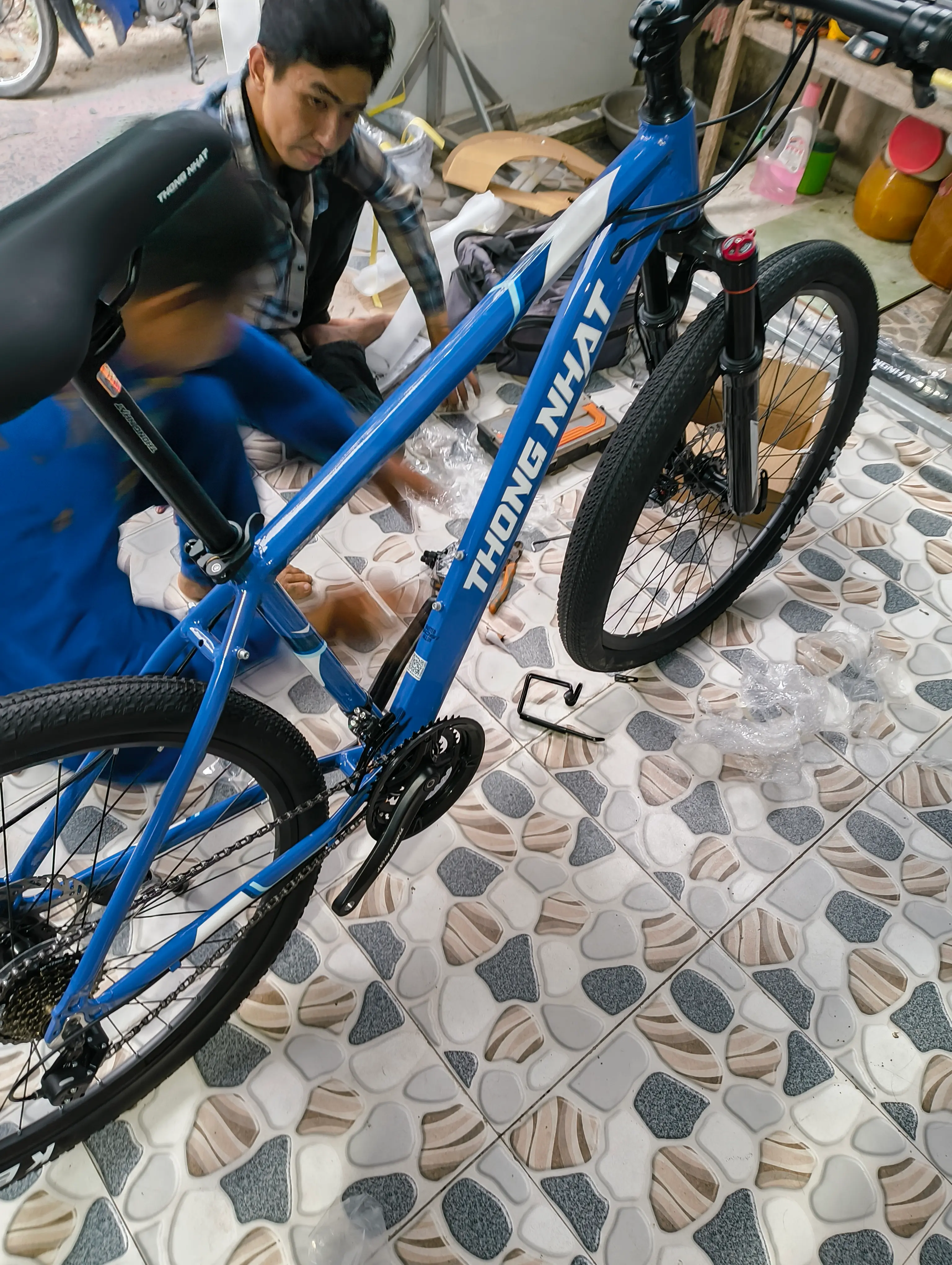 Khách hàng review Xe Đạp Địa Hình Thống Nhất SPD V5 27.5 inch Size M 3