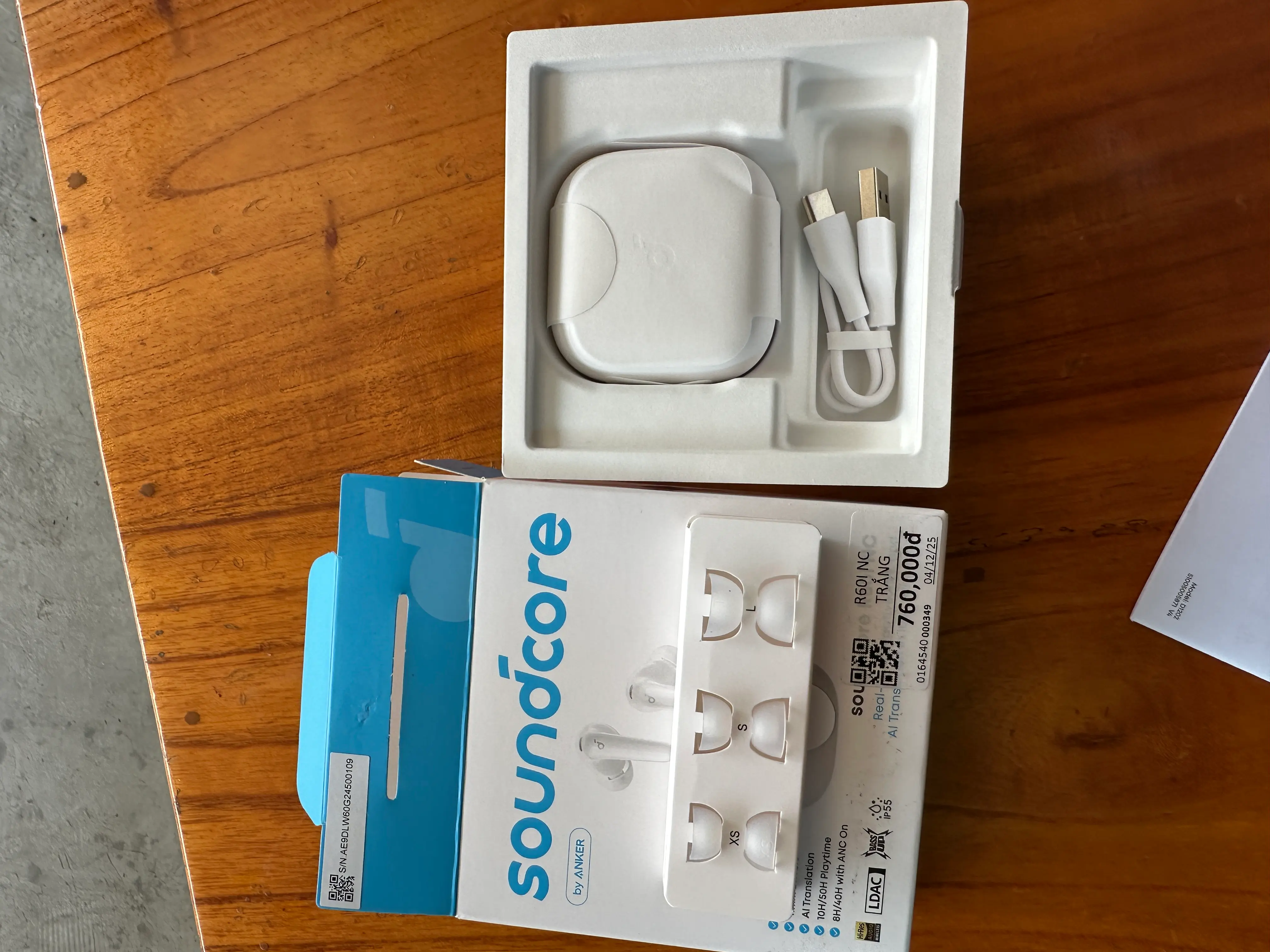 Khách hàng review Tai nghe Bluetooth True Wireless Soundcore R60i NC D1202 3