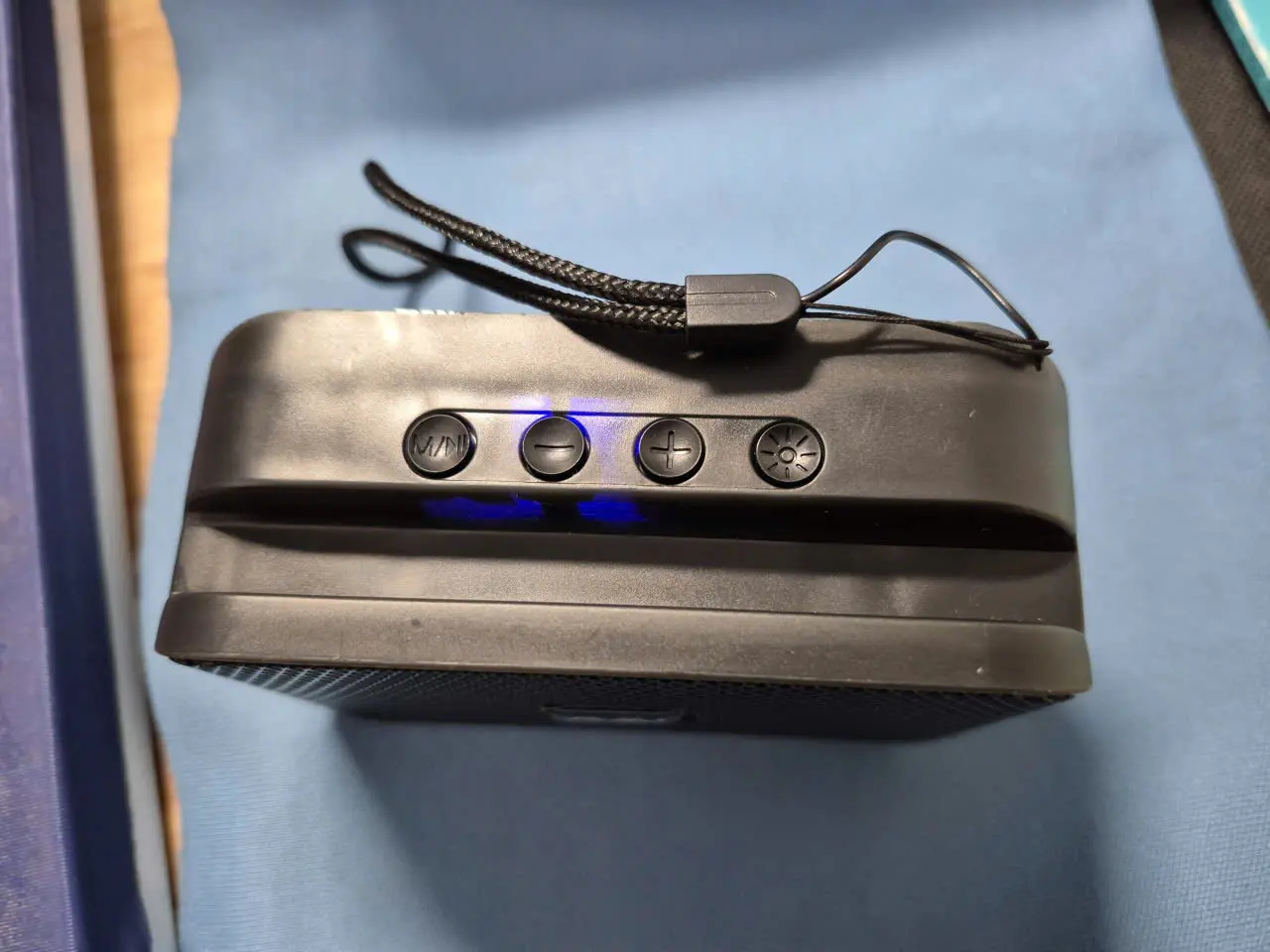 Khách hàng review Loa Bluetooth AVA  Go Z12 7
