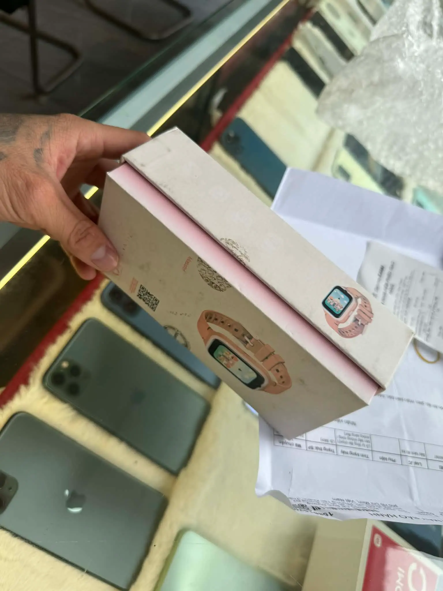 Khách hàng review Đồng hồ định vị trẻ em Masstel Smart Hero 20 1