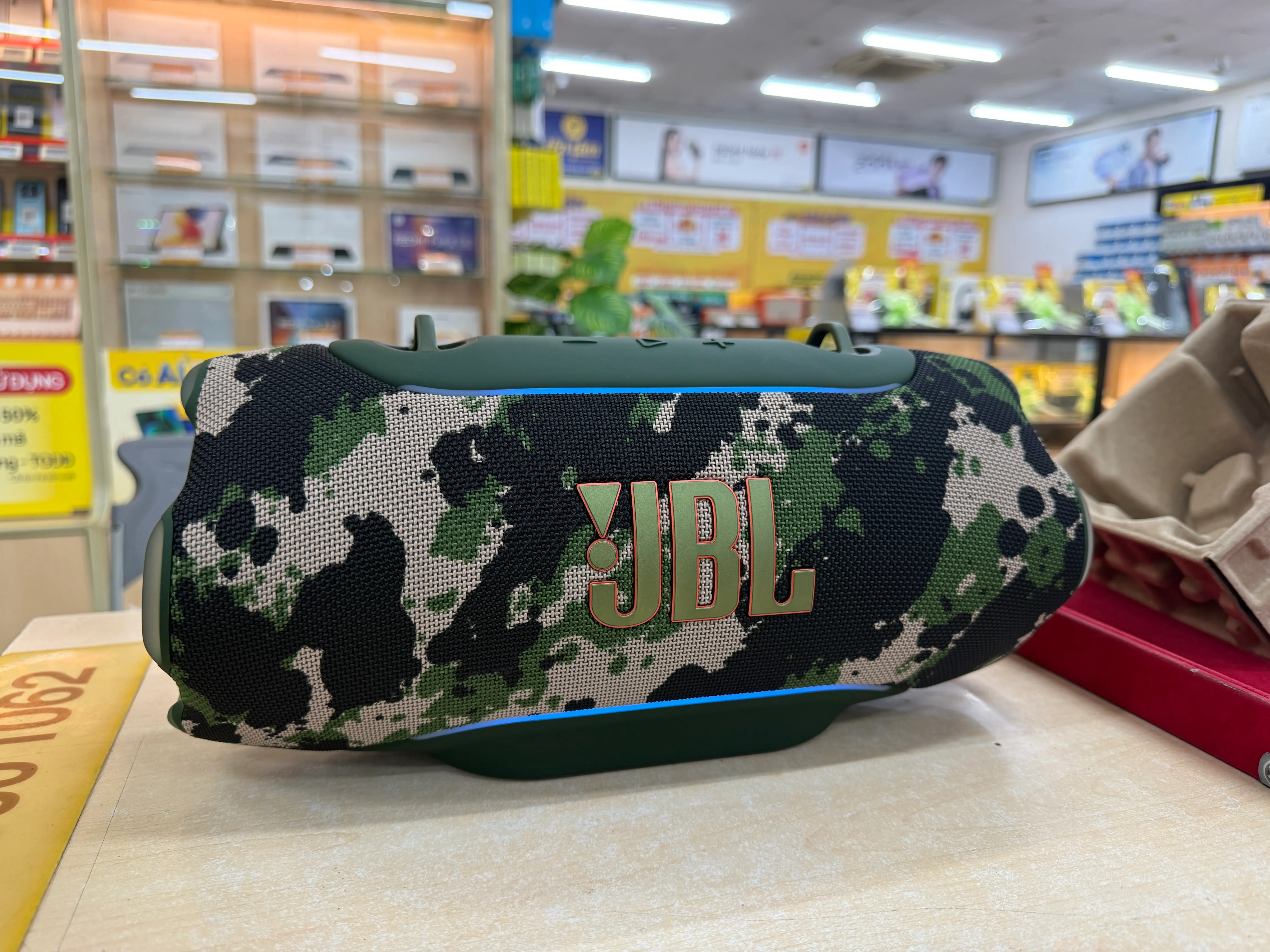 Khách hàng review Loa Bluetooth JBL Xtreme 5 3