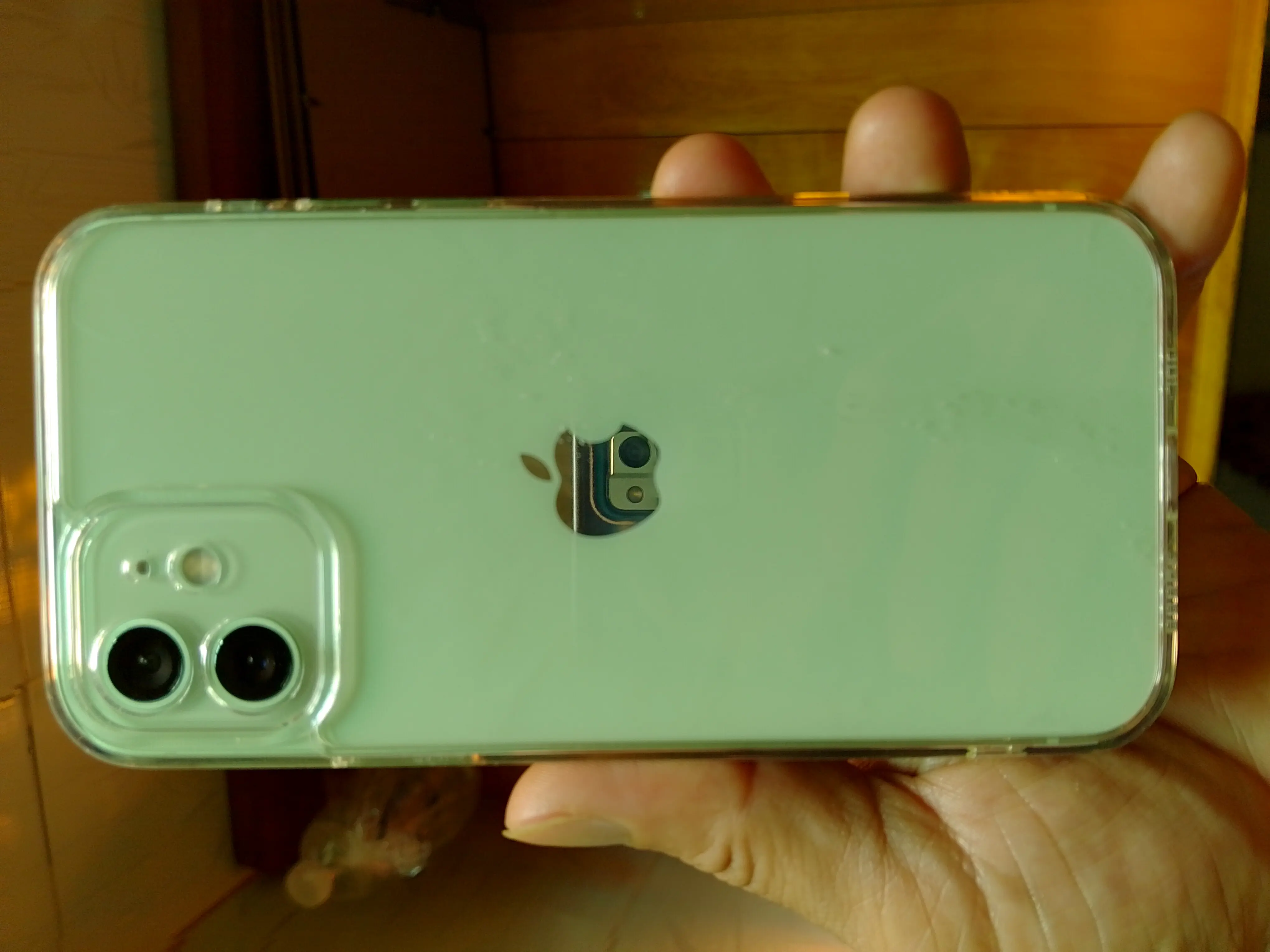 Khách hàng review Điện thoại iPhone 12 64GB 2
