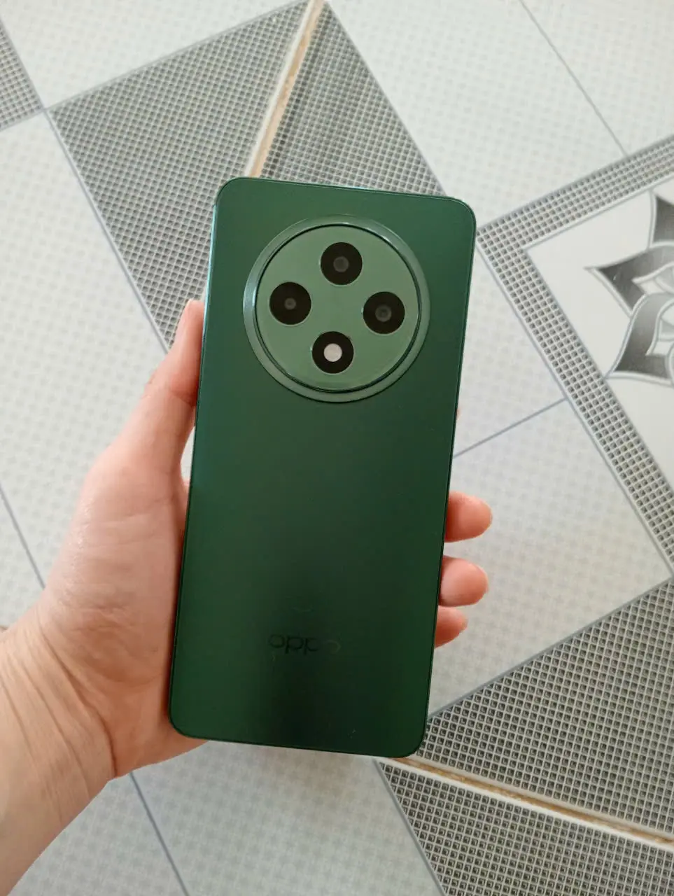 Khách hàng review Điện thoại OPPO Reno12 F 5G 12GB/256GB 7