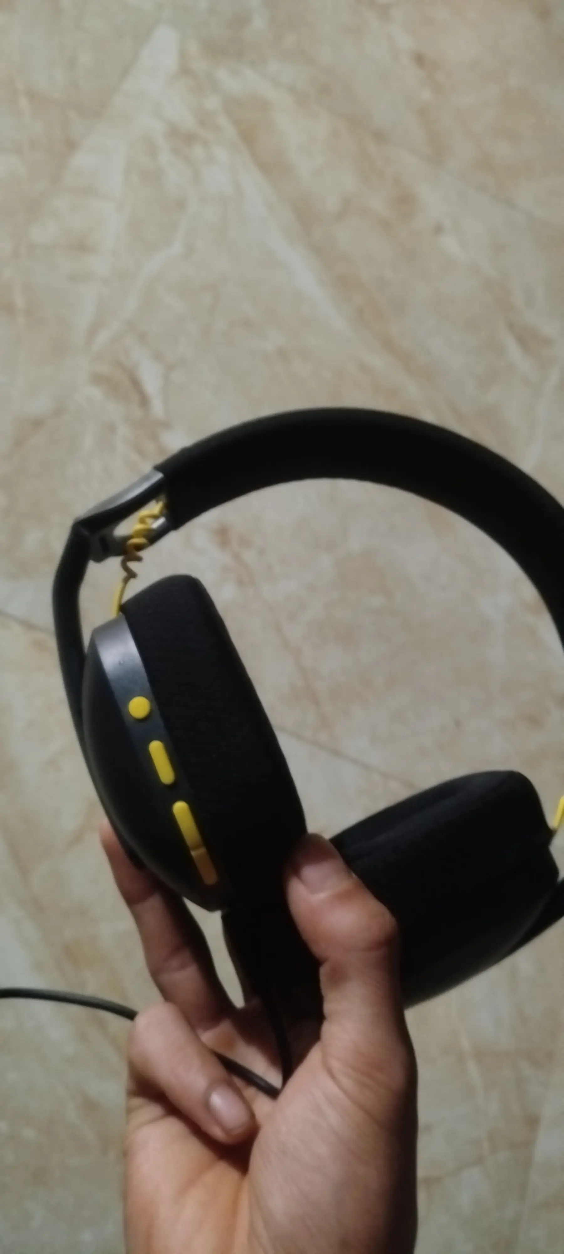 Khách hàng review Tai nghe Bluetooth Chụp Tai Zadez GP-803B 1