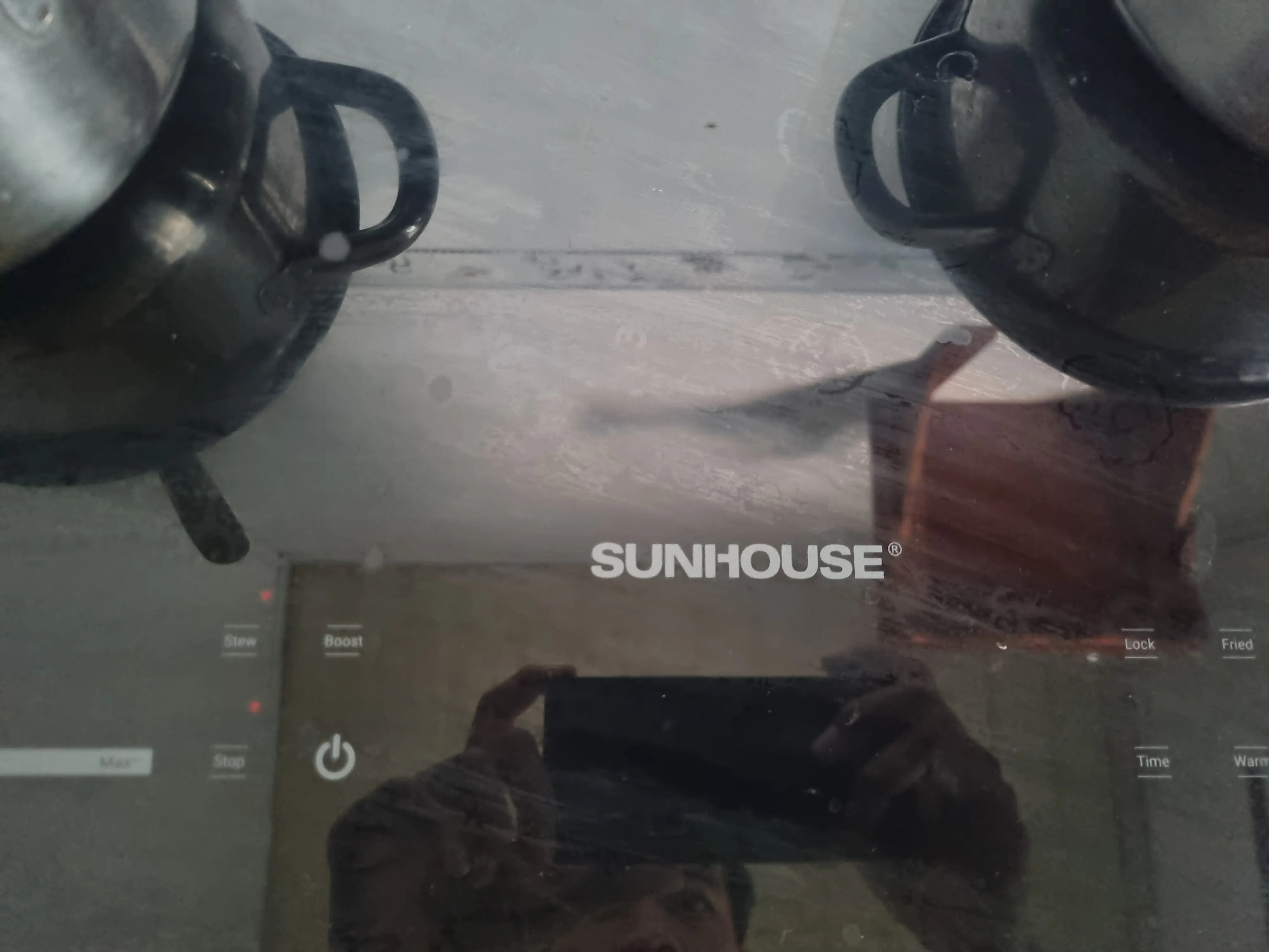 Khách hàng review Bếp từ đôi âm Sunhouse SHB82082-VMD 4400W 1
