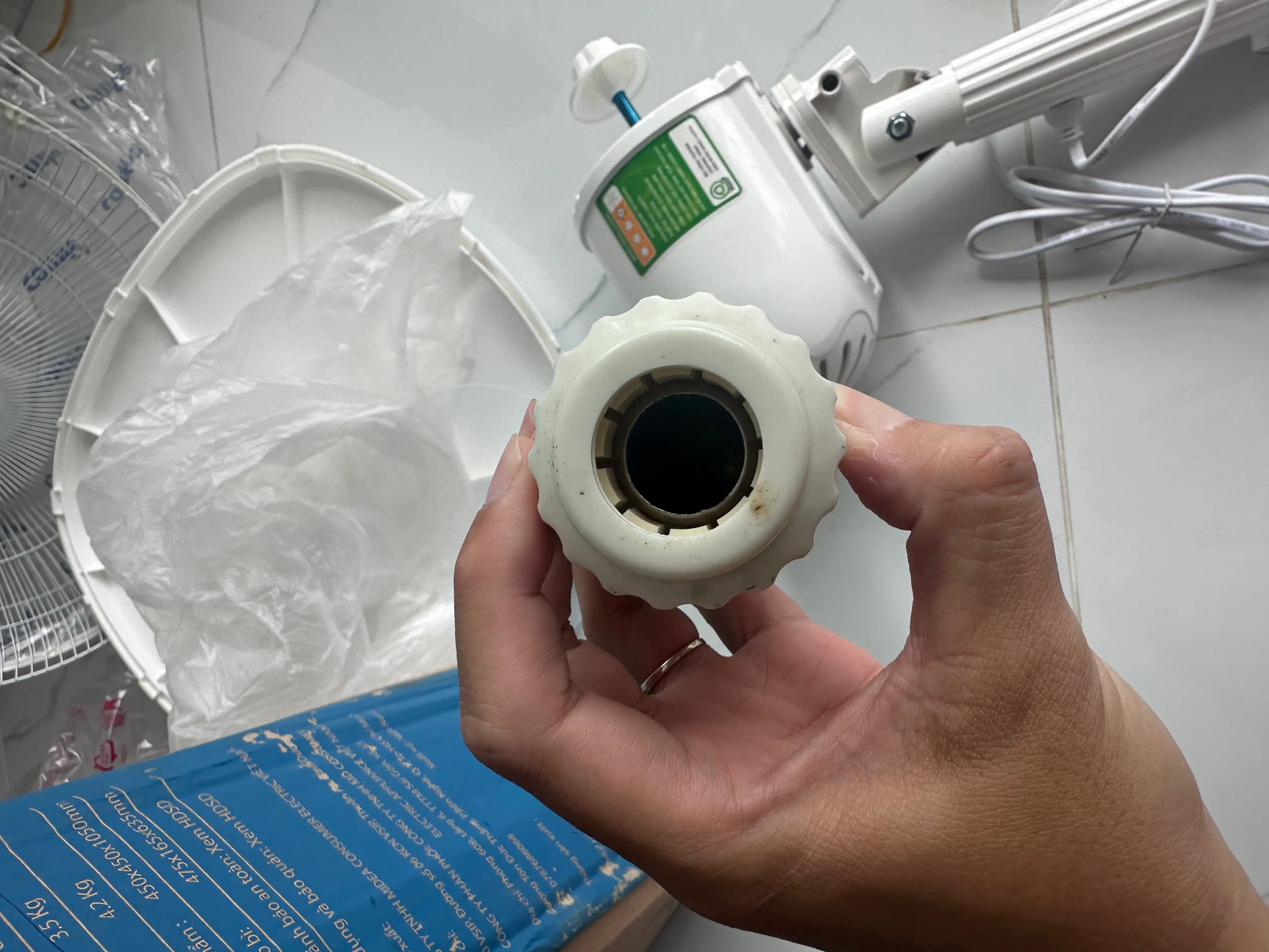Khách hàng review Quạt lửng Comfee 3 cánh CF-FF4019VEW 48W 2