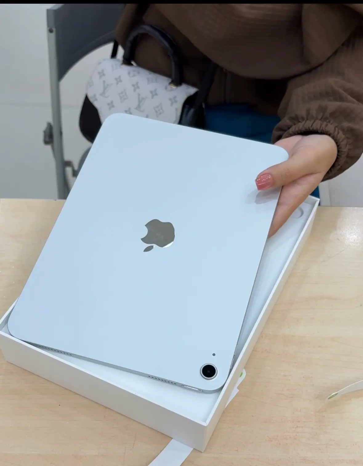 Khách hàng review Máy tính bảng iPad A16 WiFi 128GB 7