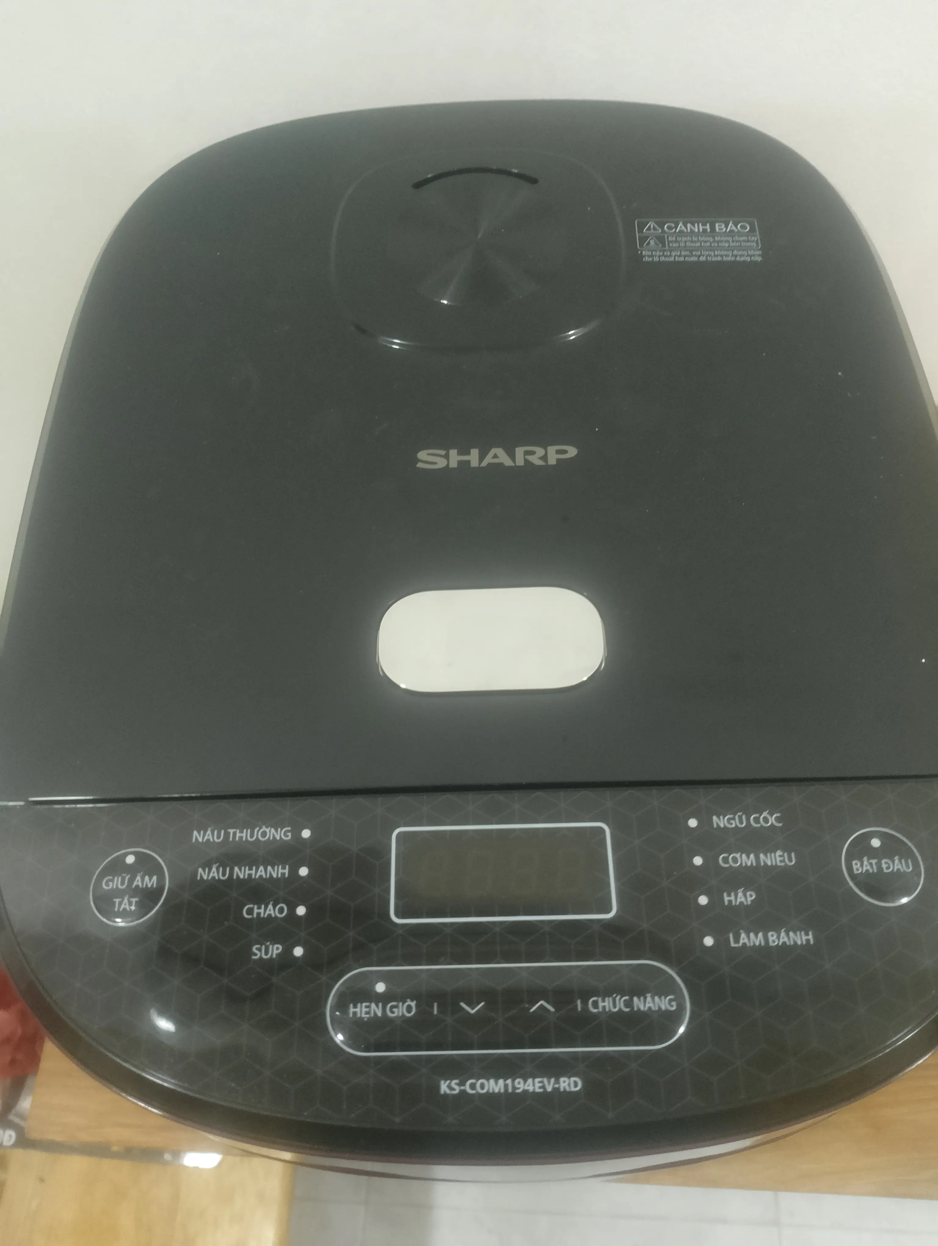 Khách hàng review Nồi cơm điện tử Sharp 1.8 lít KS-COM194EV-RD 1