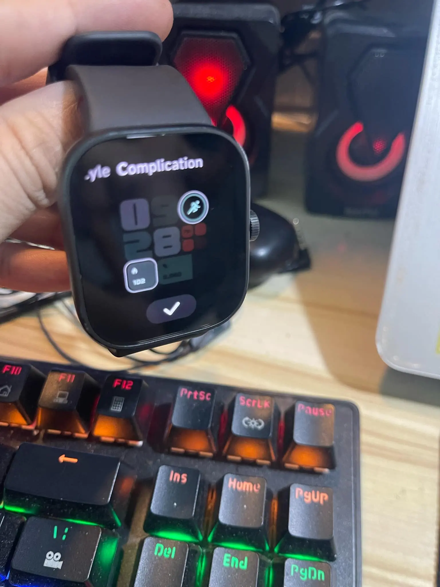 Khách hàng review Xiaomi Redmi Watch 4 47.5mm dây silicone 2