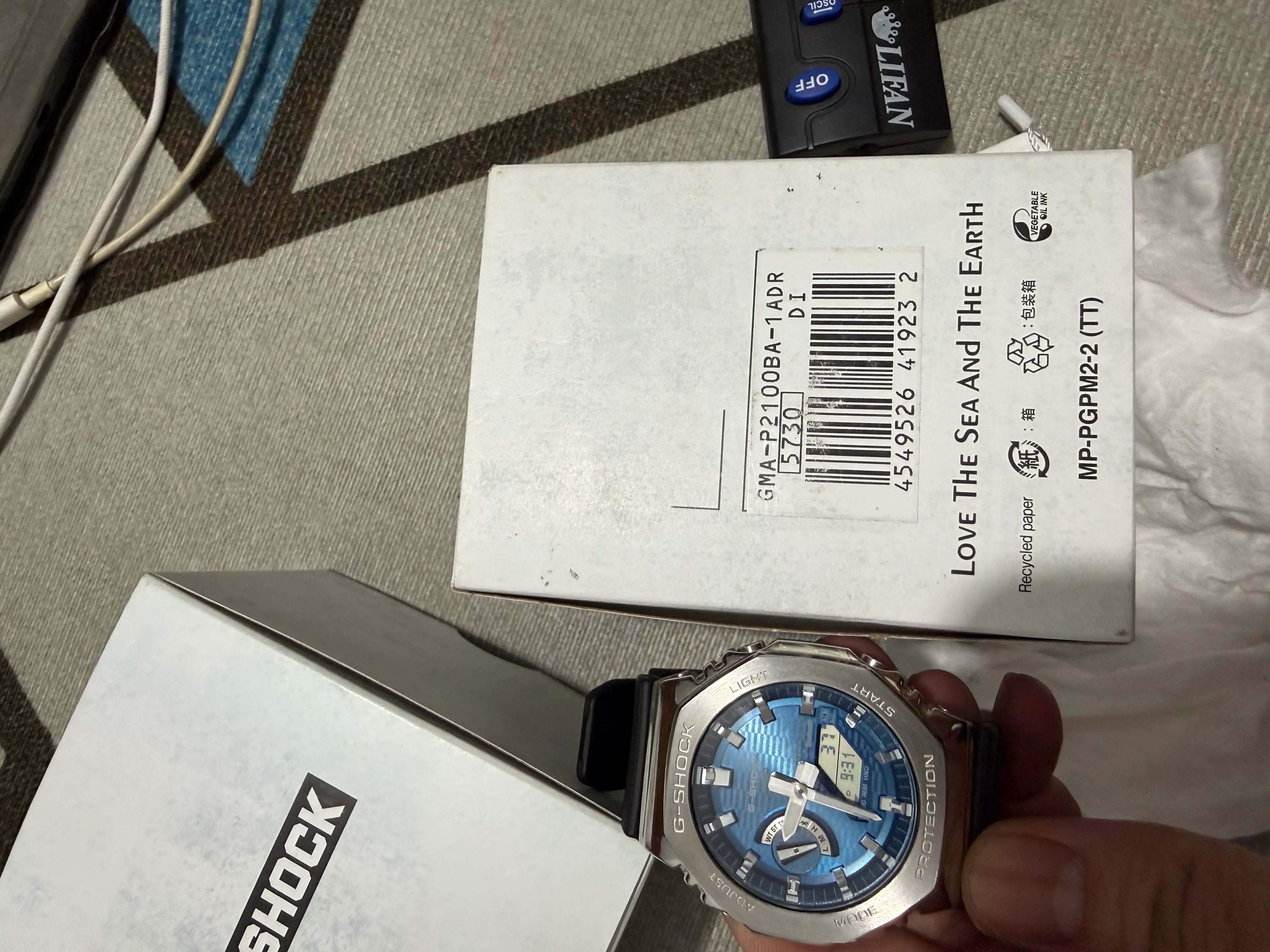 Khách hàng review Đồng hồ G-Shock 44.4 mm Nam GBM-2100A-2BDR 3