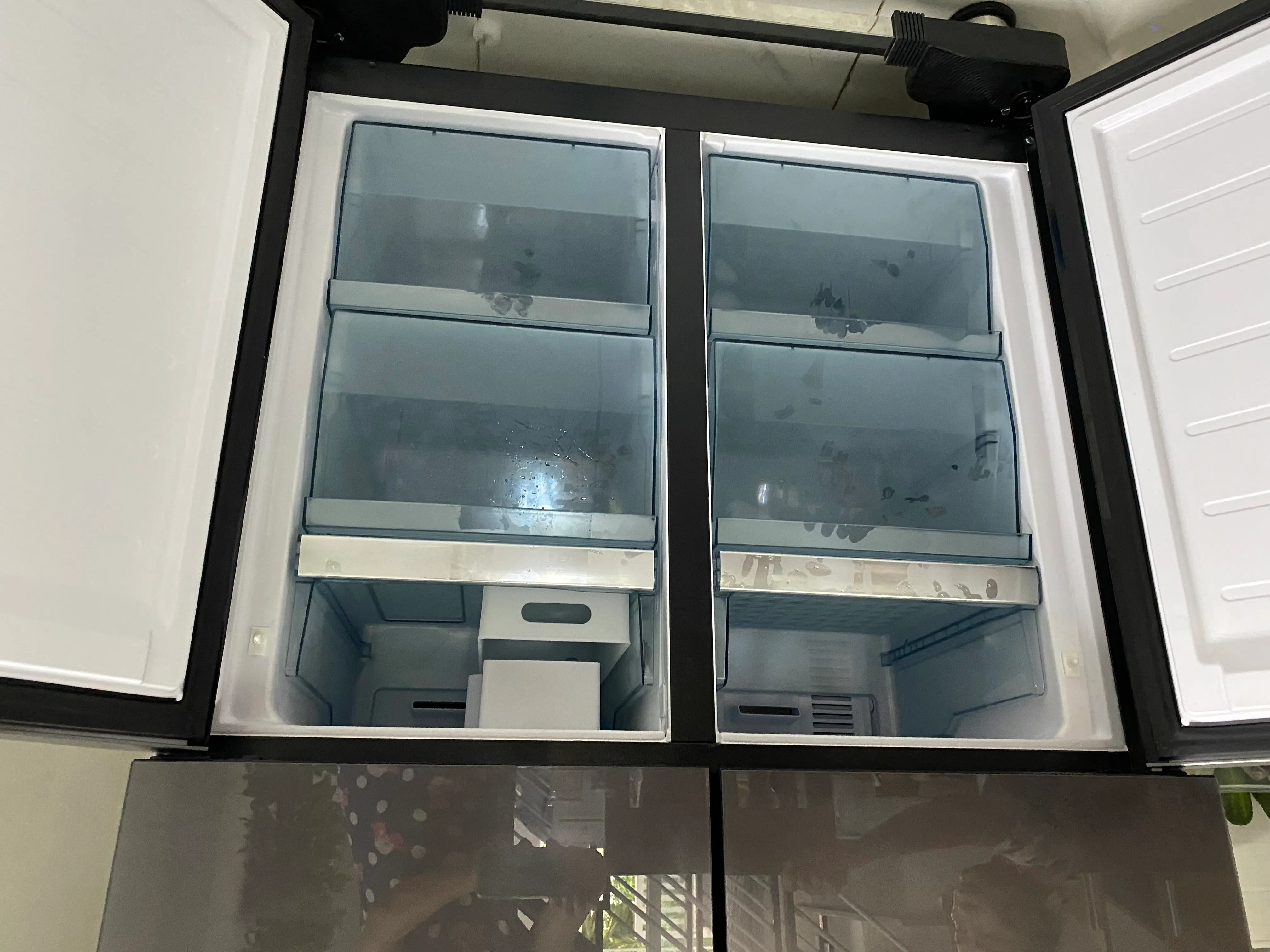 Khách hàng review Tủ lạnh Hitachi Inverter 569 lít Multi Door R-WB640PGV1 GMG 1