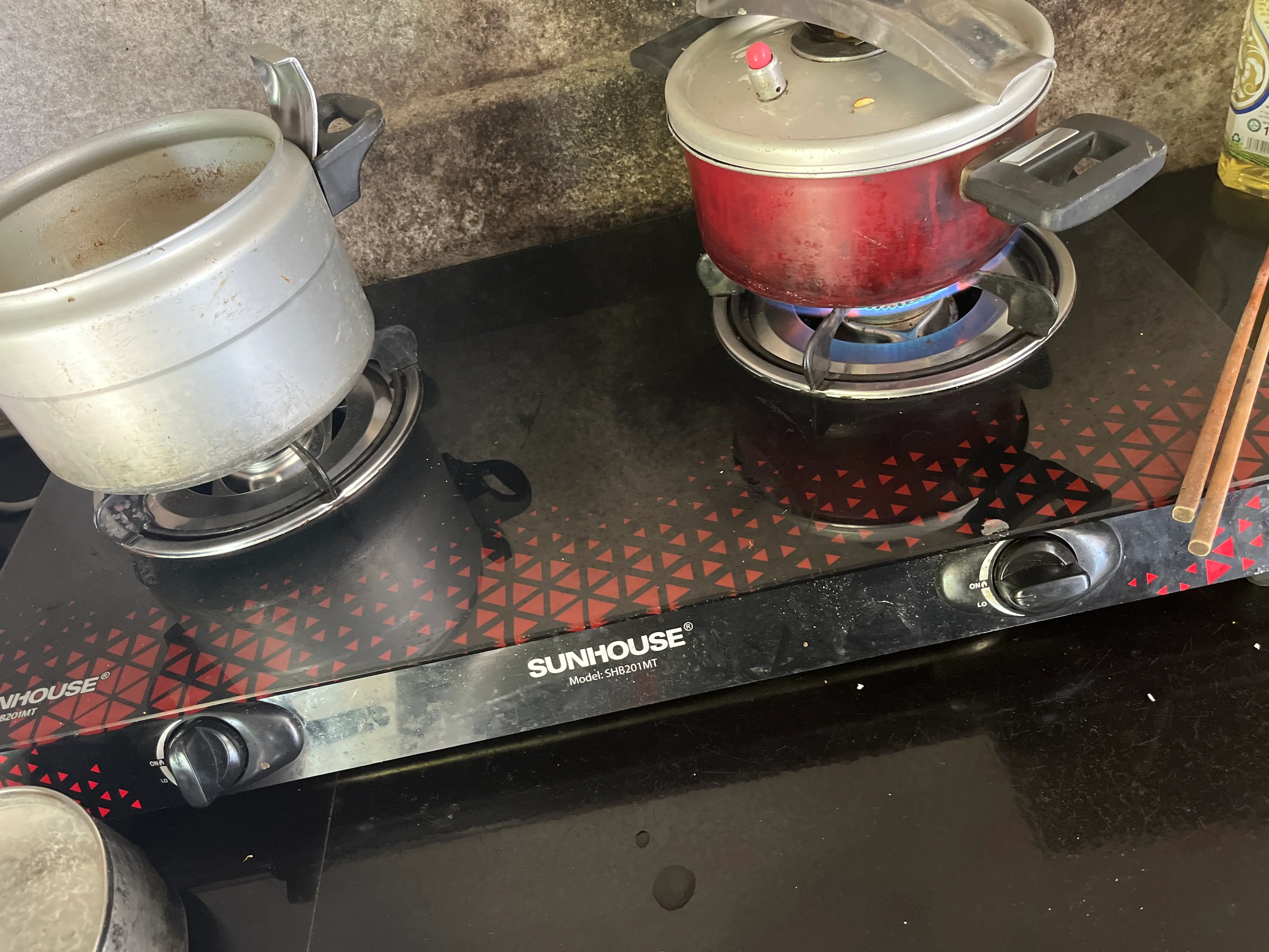 Khách hàng review Bếp ga đôi Sunhouse SHB 201MT 2