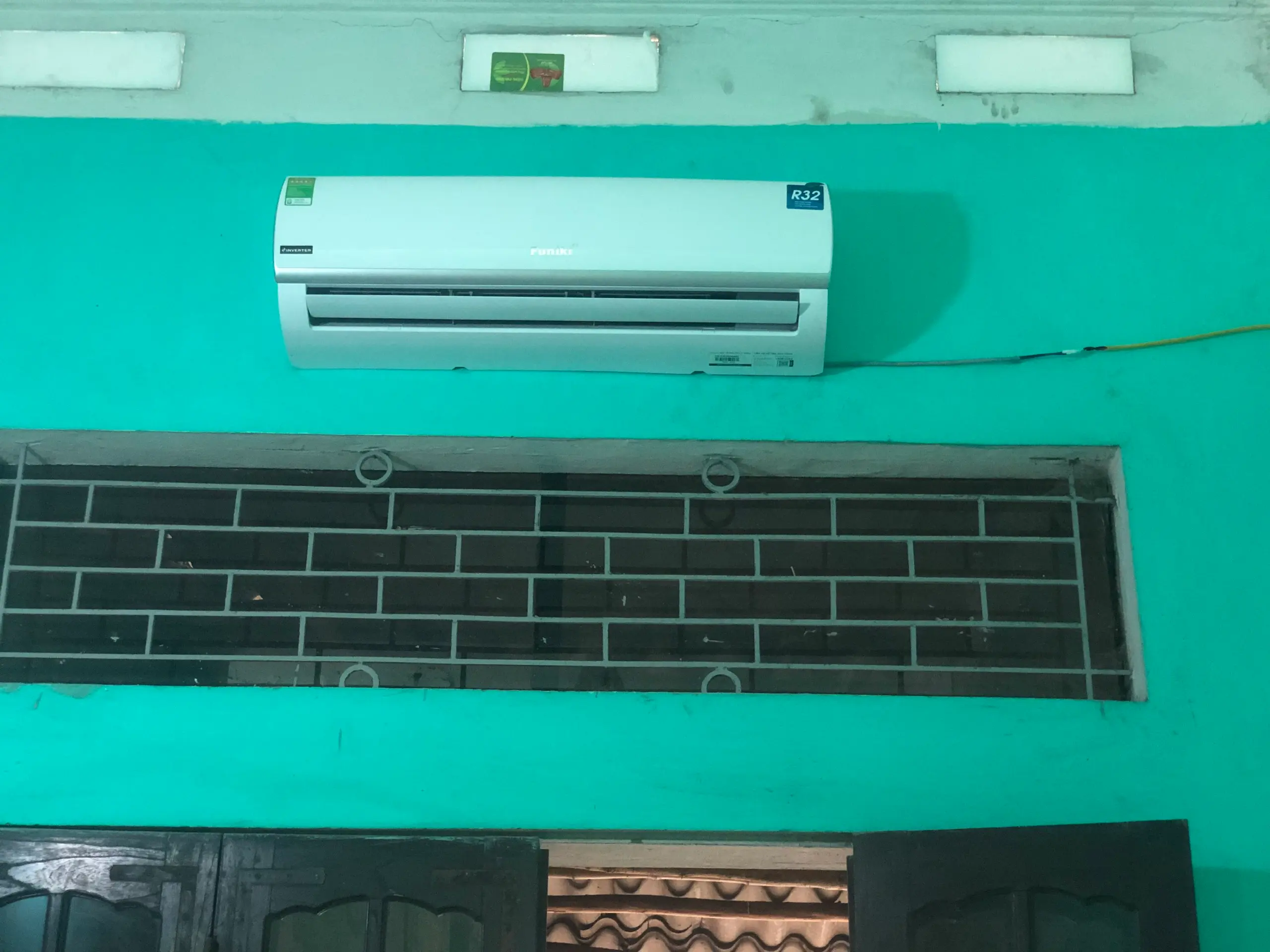 Khách hàng review Máy lạnh Funiki Inverter 2 HP HIC18TMU.ST3 1