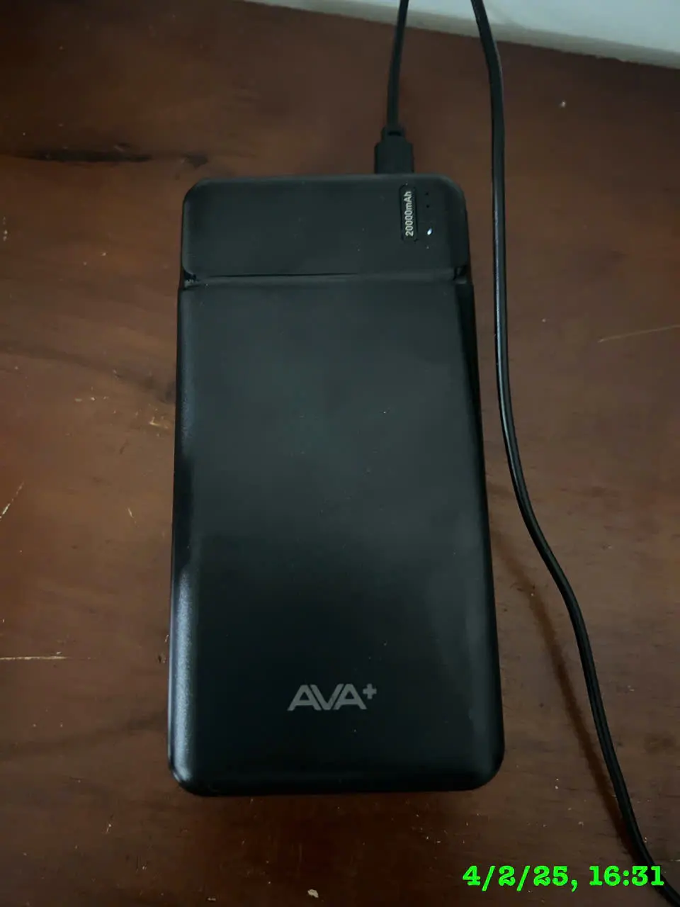Khách hàng review Pin sạc dự phòng Polymer 20000mAh 10.5W AVA  Q7 2