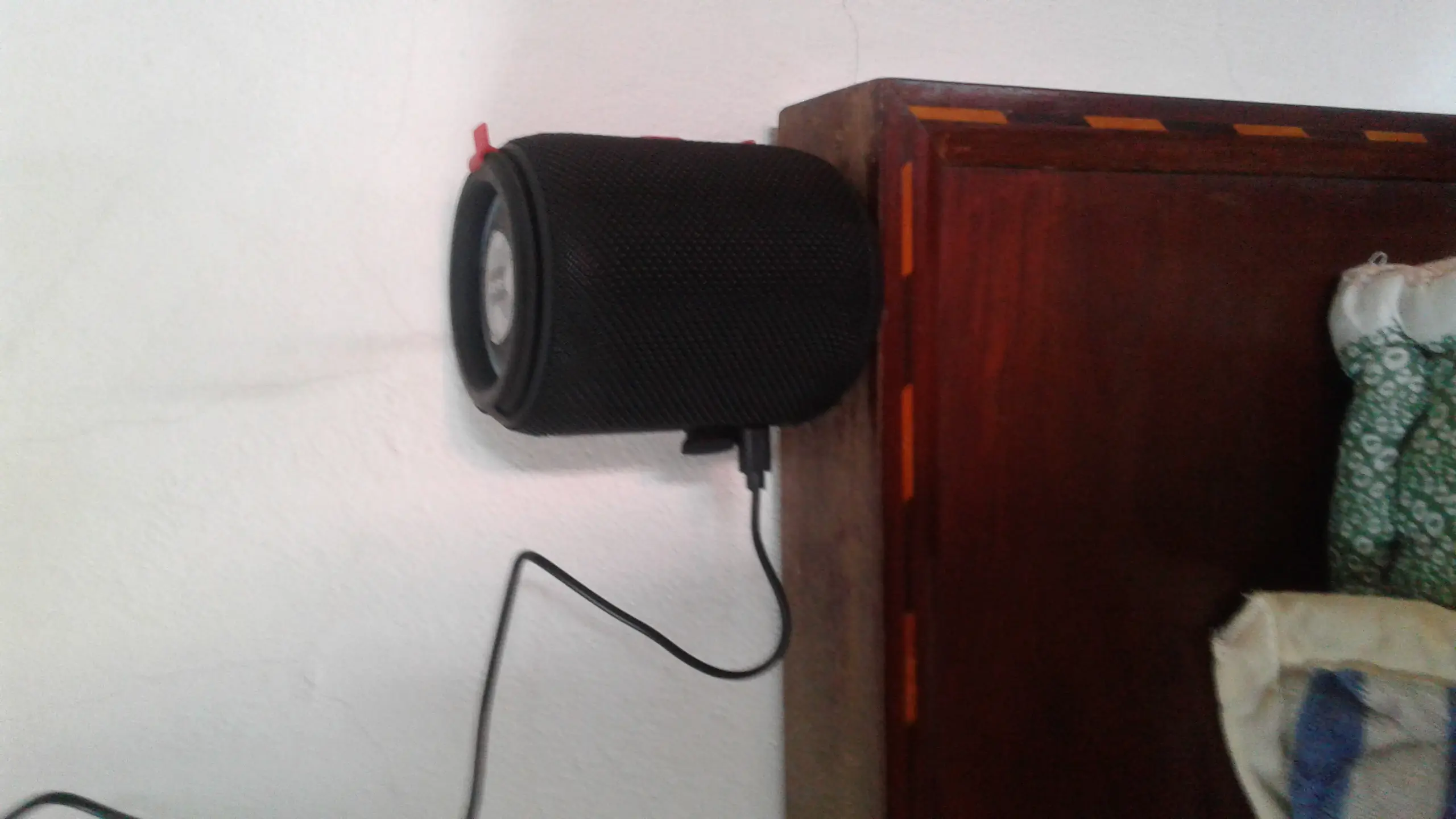 Khách hàng review Loa Bluetooth AVA  Freego F25 3