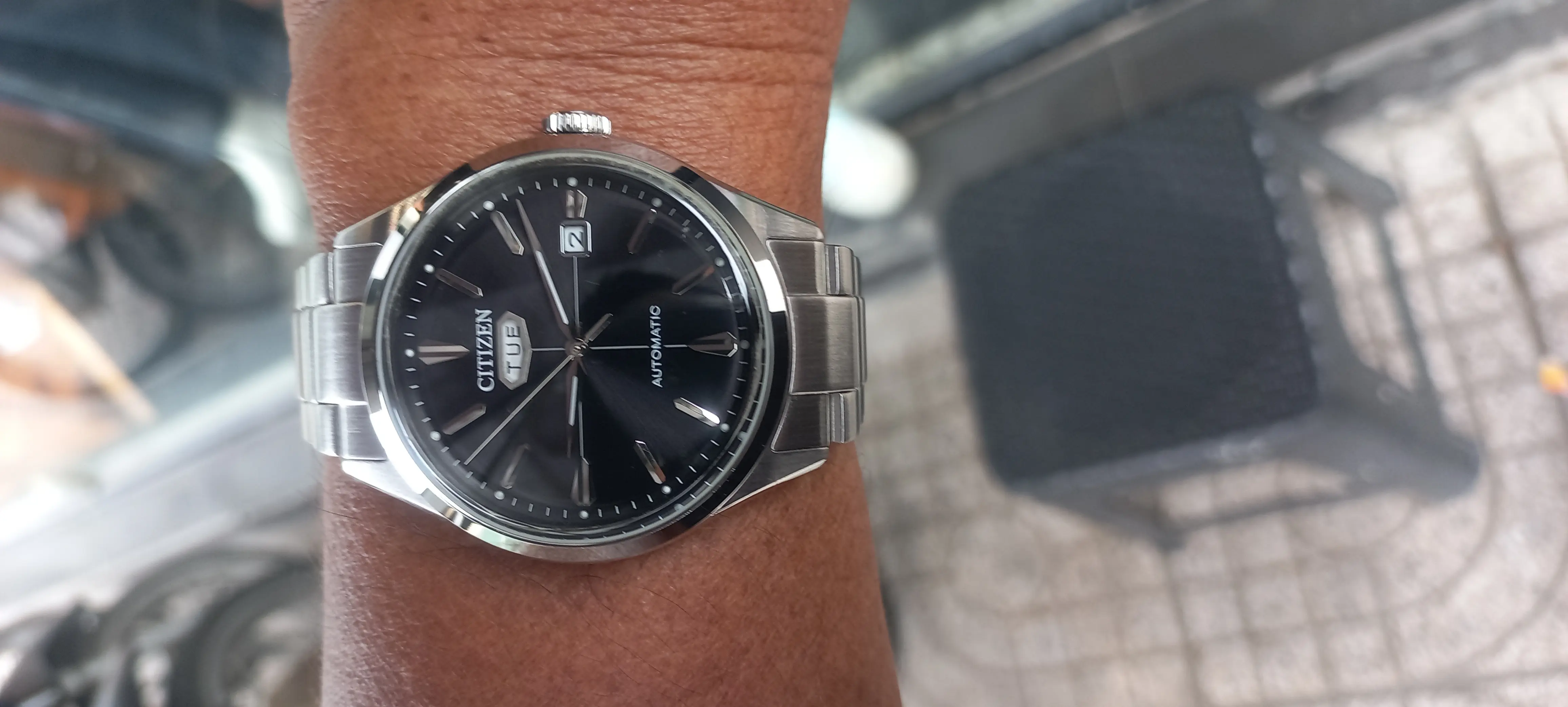 Khách hàng review Đồng hồ CITIZEN C7 40 mm Nam NH8391-51E 1