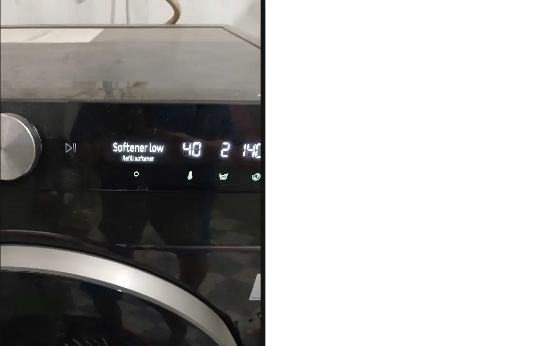 Khách hàng review Máy giặt Samsung AI Inverter 9kg WW90TP44DSB/SV 1