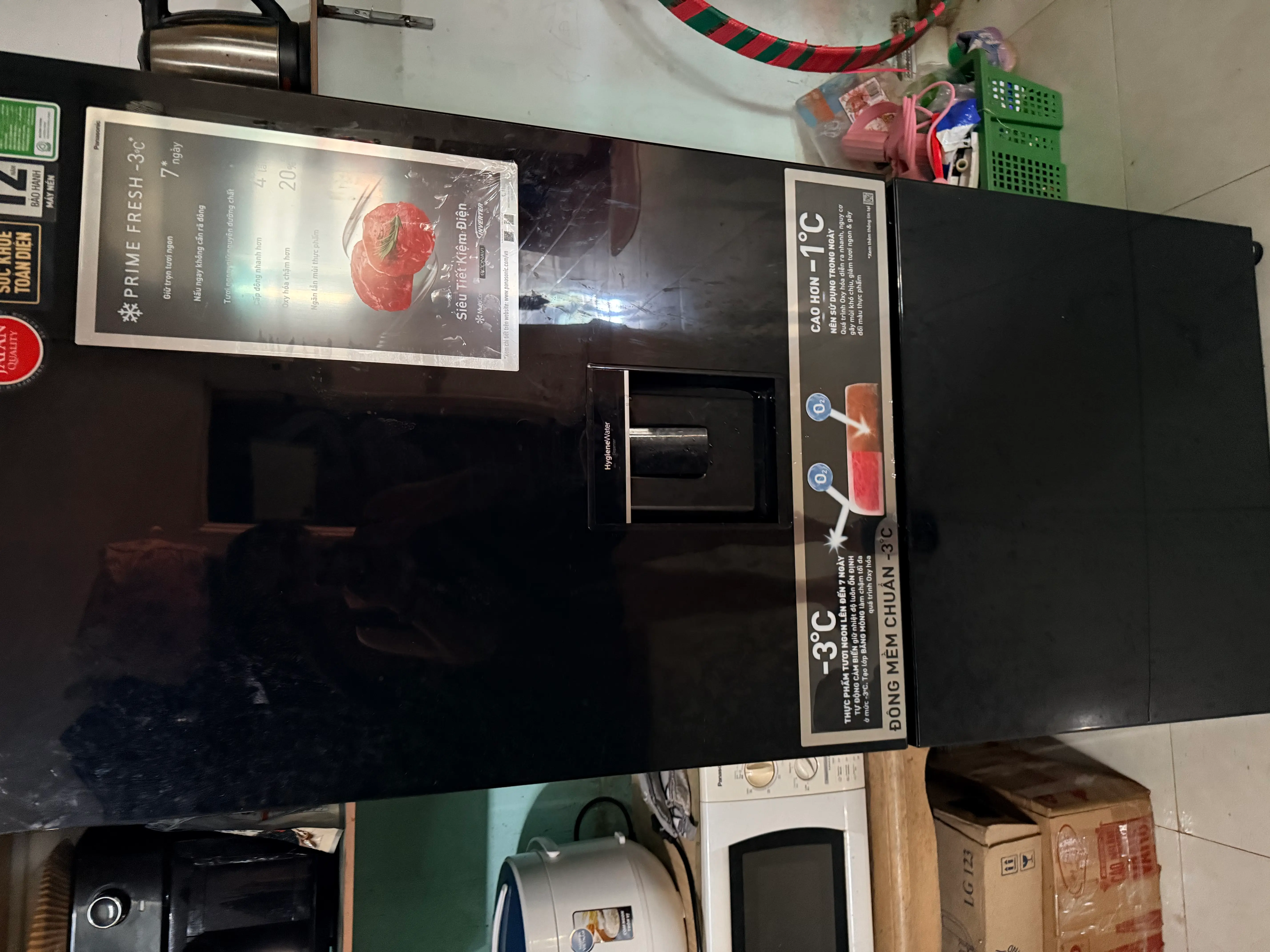 Khách hàng review Tủ lạnh Panasonic Inverter 377 lít NR-BX421GPKV 2