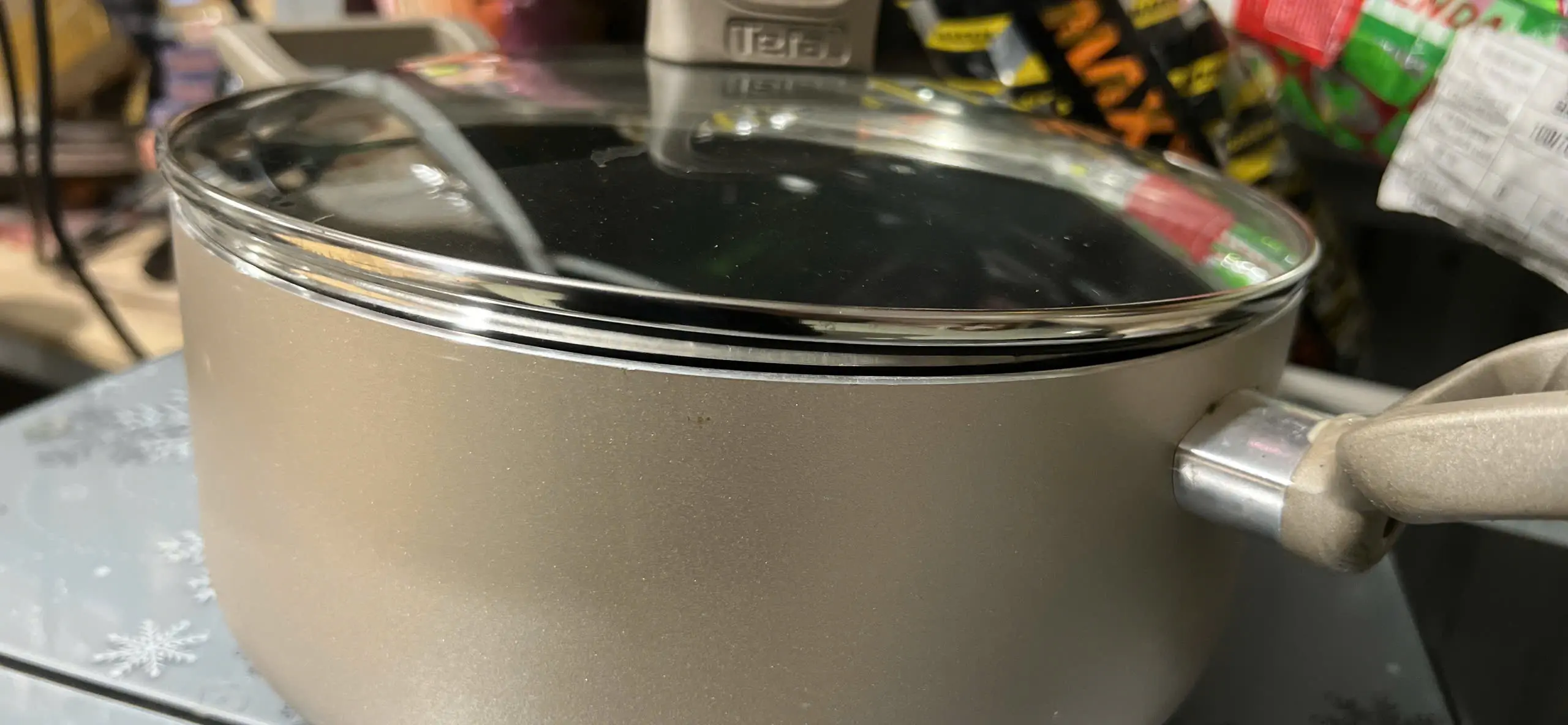 Khách hàng review Nồi nhôm chống dính nắp kính 24 cm Tefal H9104614 3
