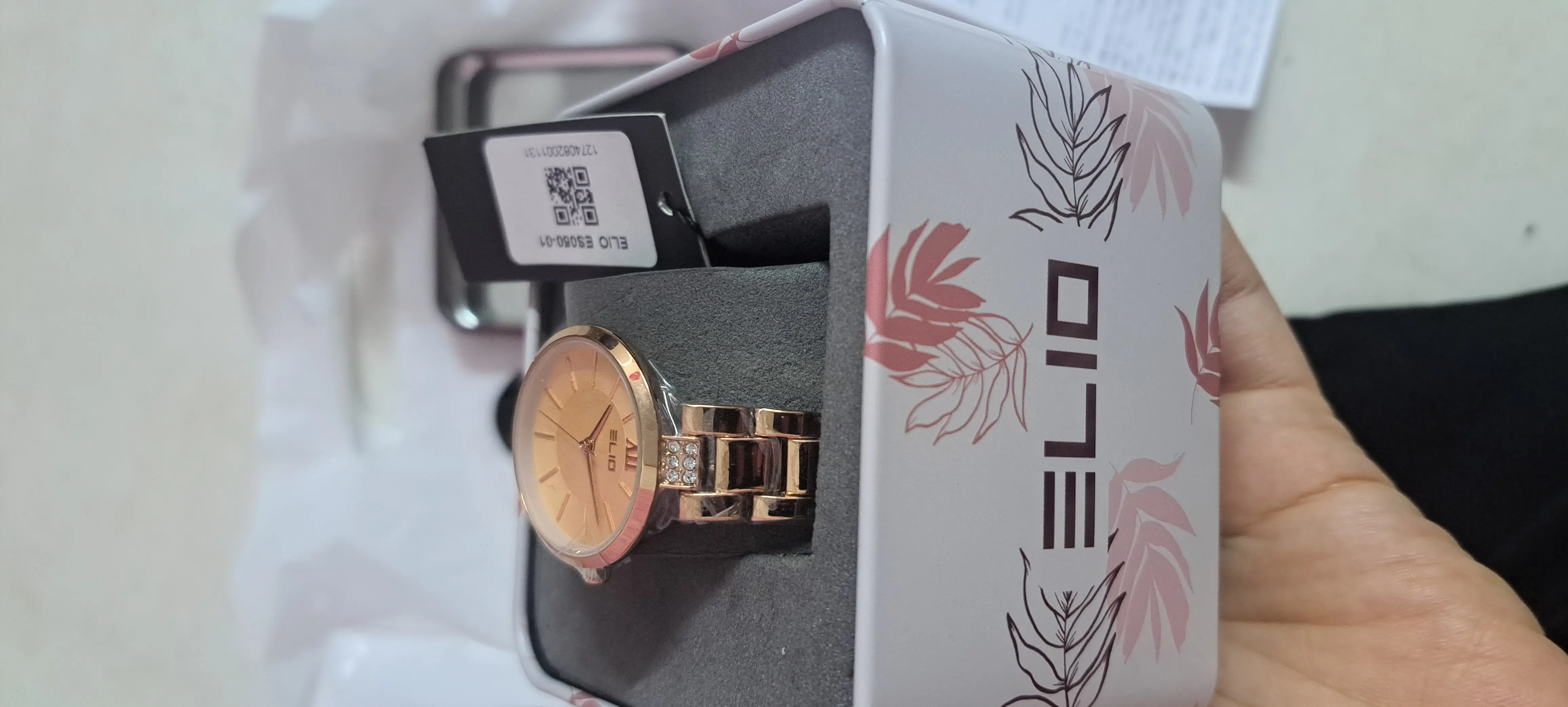 Khách hàng review Đồng hồ ELIO Nàng Thơ 30 mm Nữ ES050-01 2