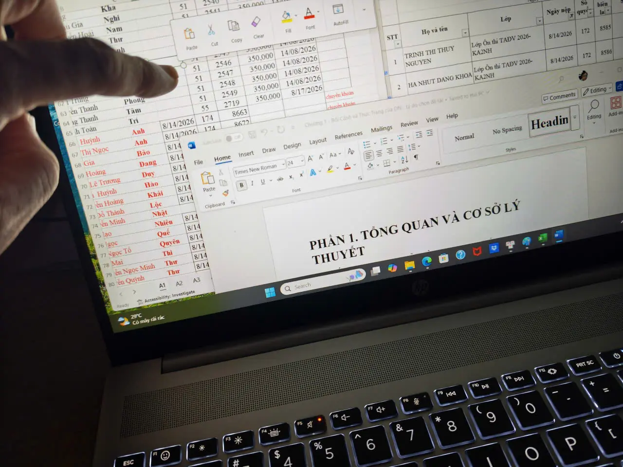 Khách hàng review Laptop HP OmniBook 5 AI 16 af1046TU - BZ7Q8PA (Ultra 5 225U, 16GB, 512GB, WUXGA, Cảm ứng, OfficeH24, Win11) 1