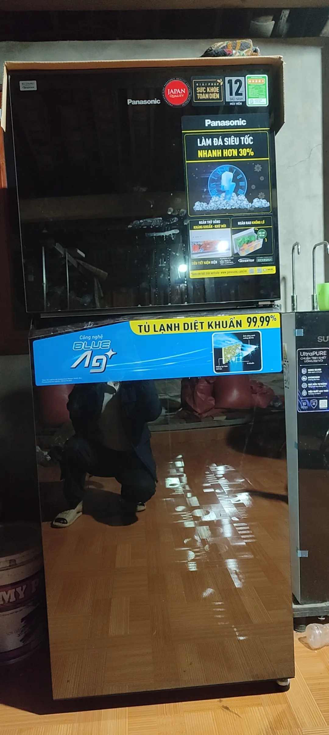 Khách hàng review Tủ lạnh Panasonic Inverter 326 lít NR-TL351VGMV 2