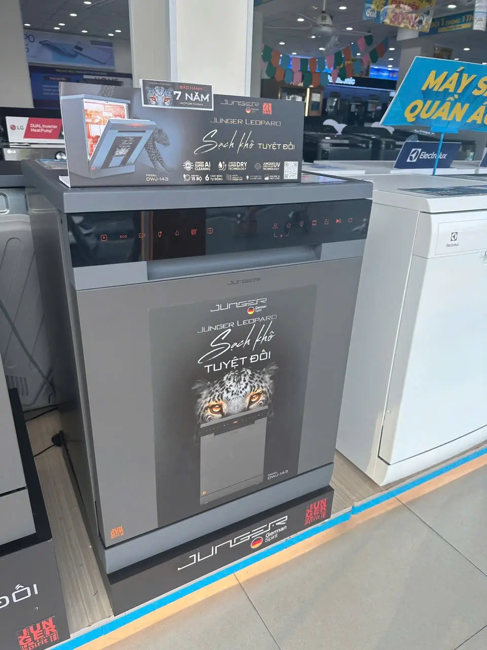 Khách hàng review Máy rửa chén độc lập Junger Leopard DWJ-143 66