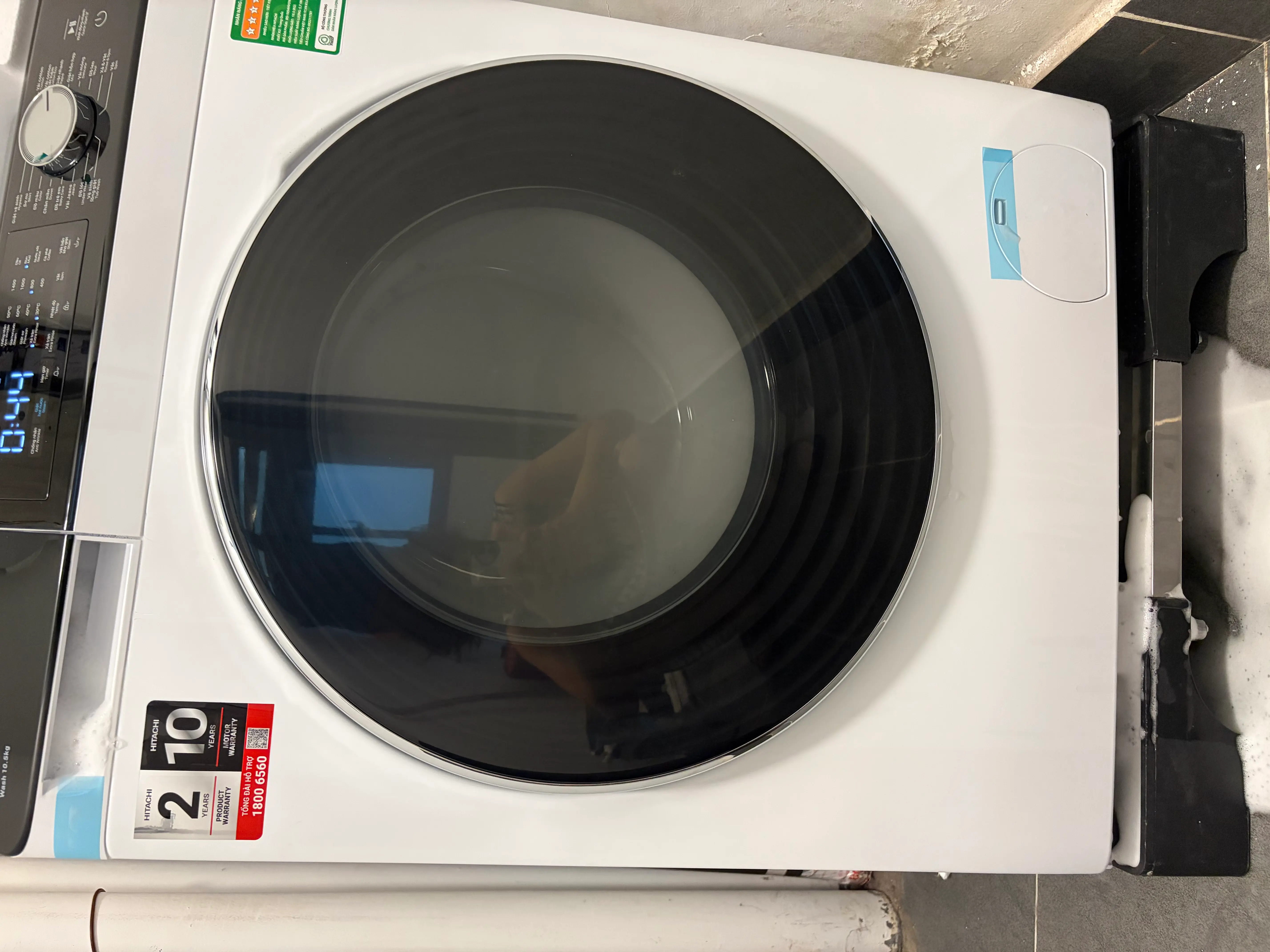 Khách hàng review Máy giặt Hitachi Inverter 10.5 kg BD-1054HVOW 2