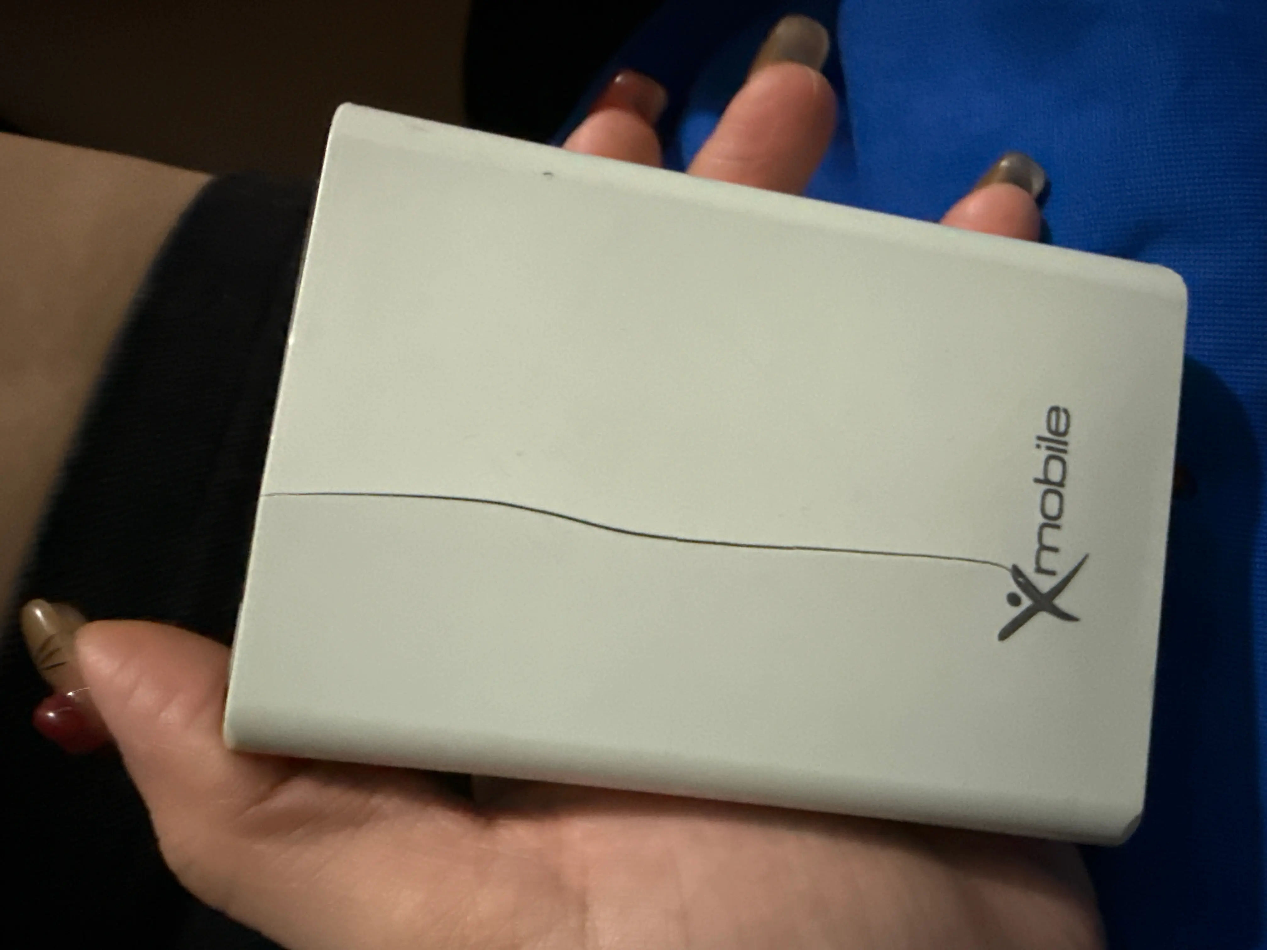 Khách hàng review Pin sạc dự phòng Polymer 20000mAh Type C PD QC3.0 20W Xmobile DS223B 1