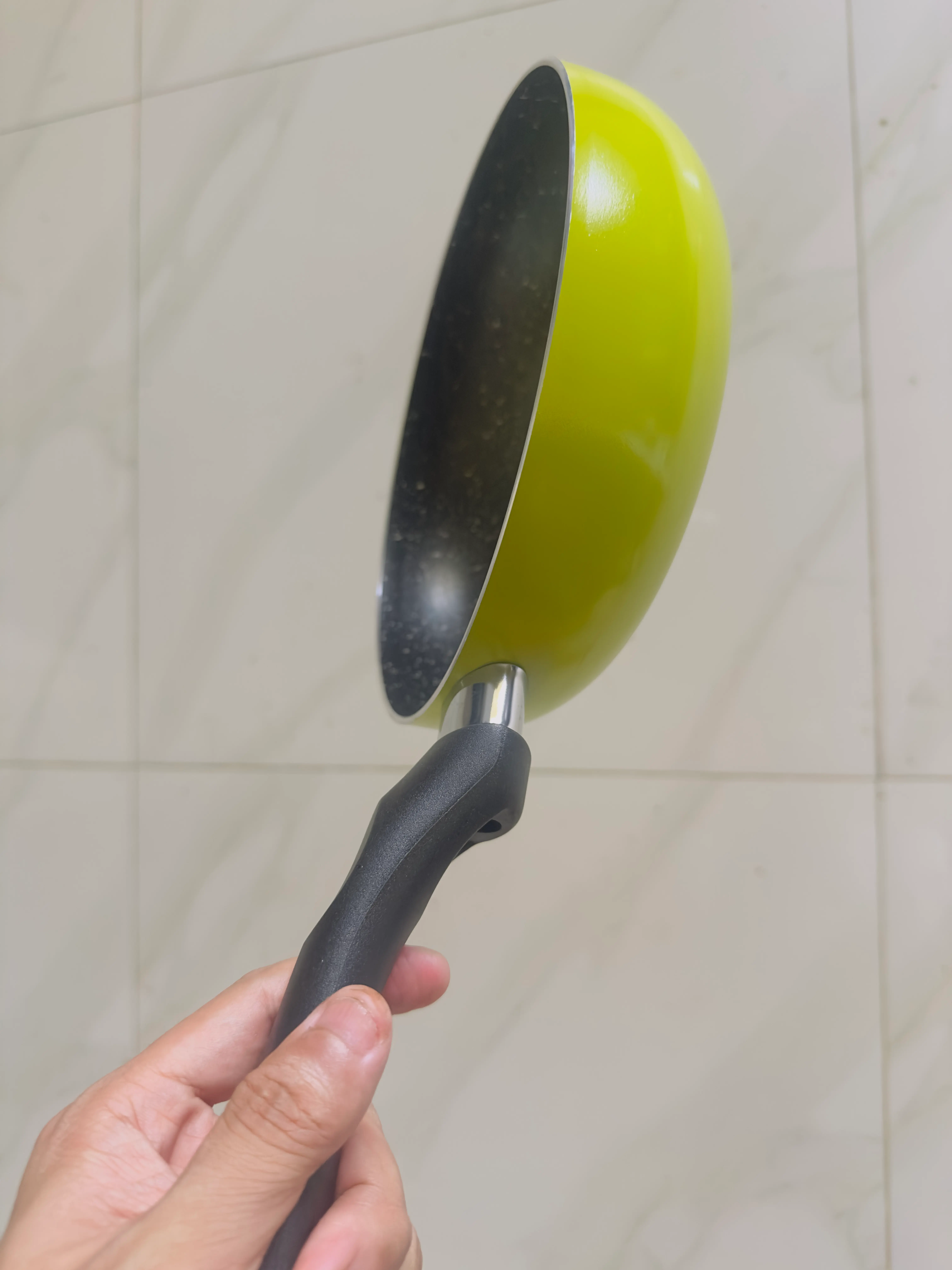 Khách hàng review Chảo nhôm chống dính vân đá đáy từ 20 cm Sunhouse SH1120MG 3