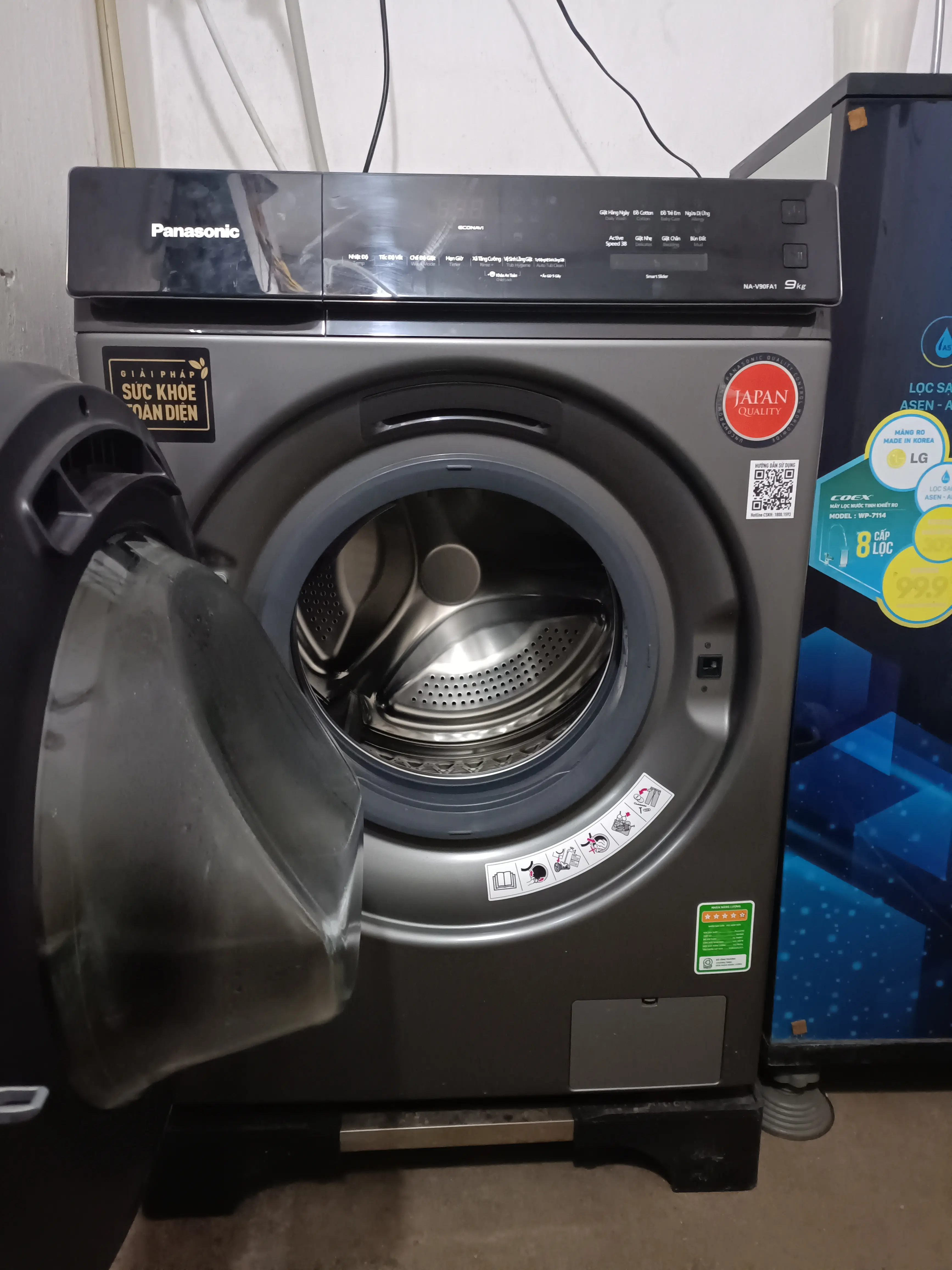 Khách hàng review Máy giặt Panasonic Inverter 9 kg NA-V90FA1LVT 5