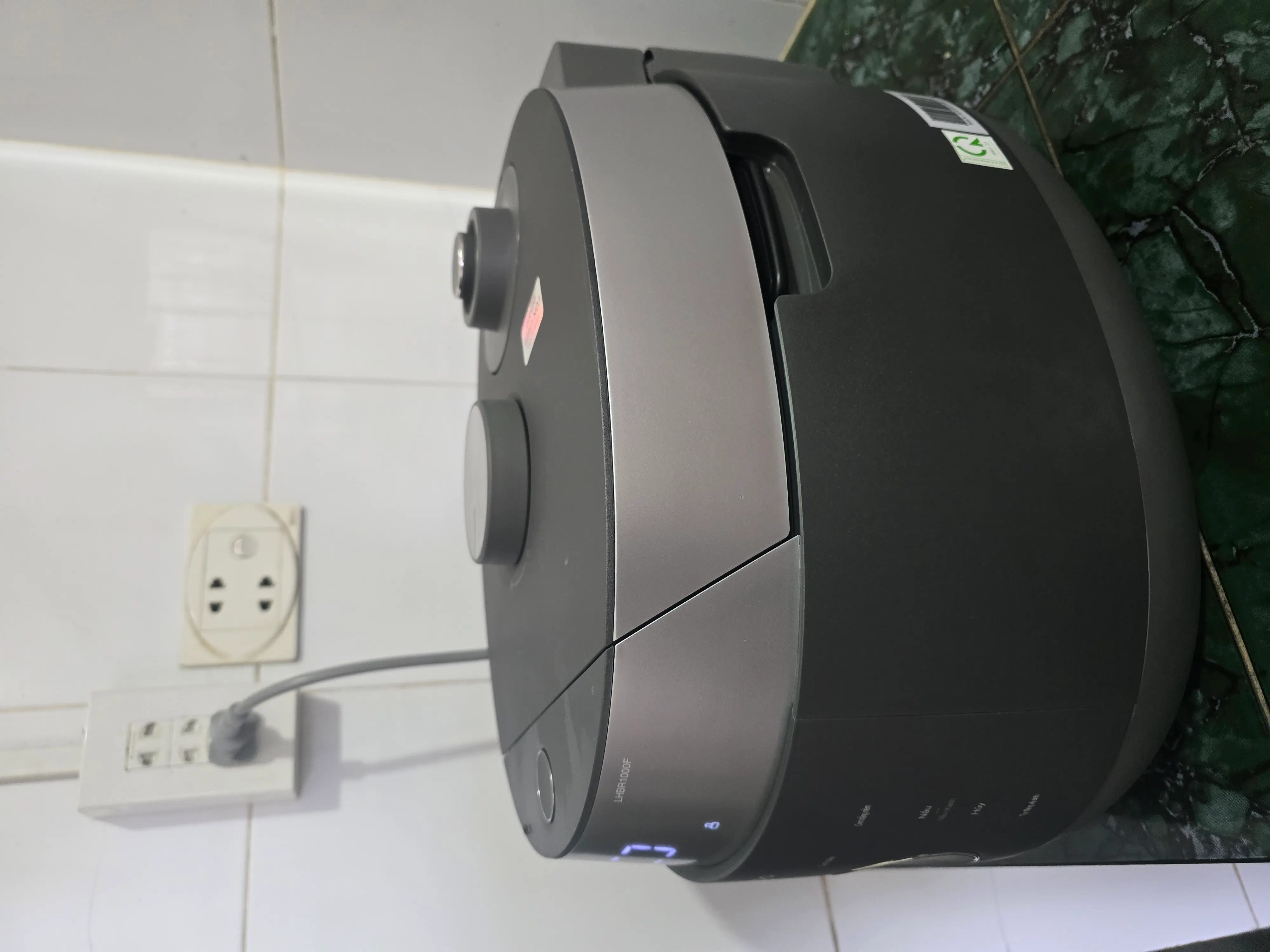 Khách hàng review Nồi cơm áp suất cao tần Cuckoo 1.8 lít CRP-LHBR1000F 1