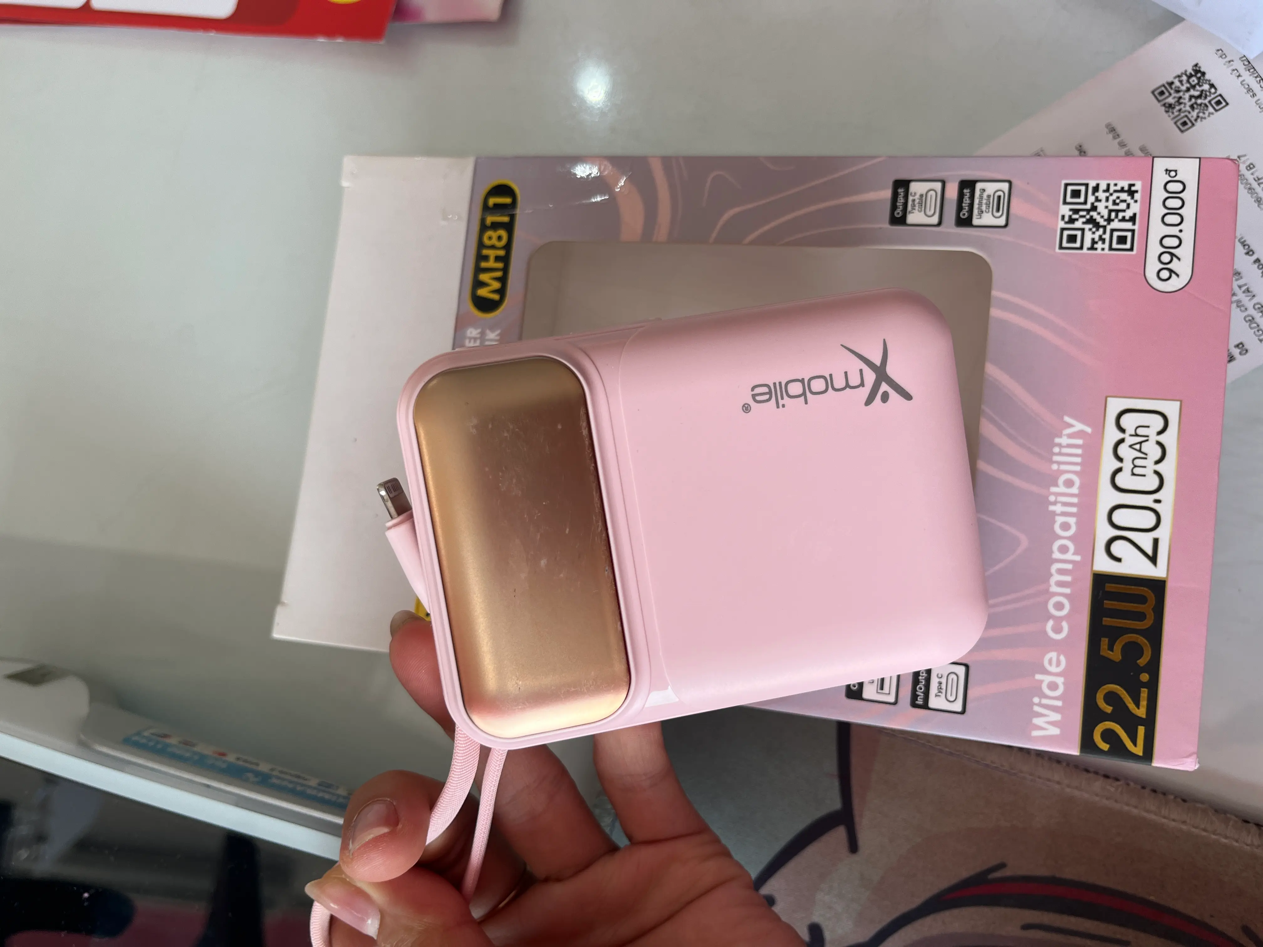Khách hàng review Pin sạc dự phòng Polymer 20000mAh Type C PD QC 3.0 22.5W Xmobile MH811 kèm Cáp Lightning và Type C 4