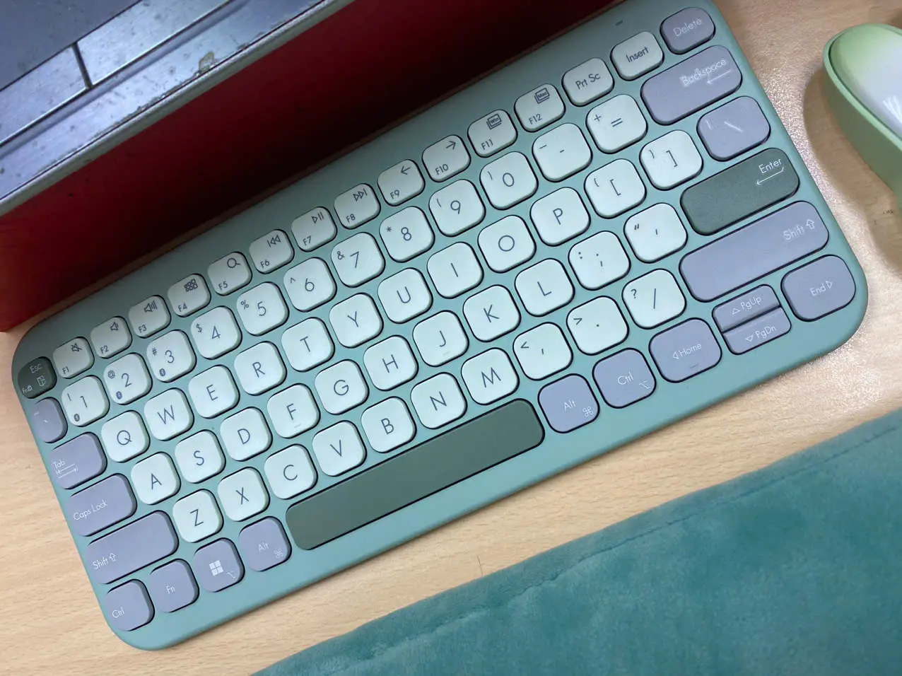 Khách hàng review Bàn Phím Bluetooth Asus Marshmallow KW100 2