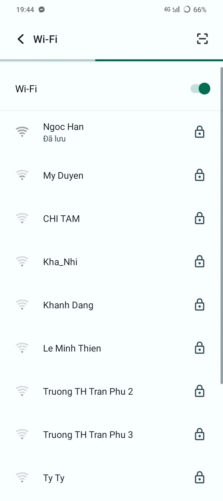 Khách hàng review Điện thoại vivo Y22s 8GB 3