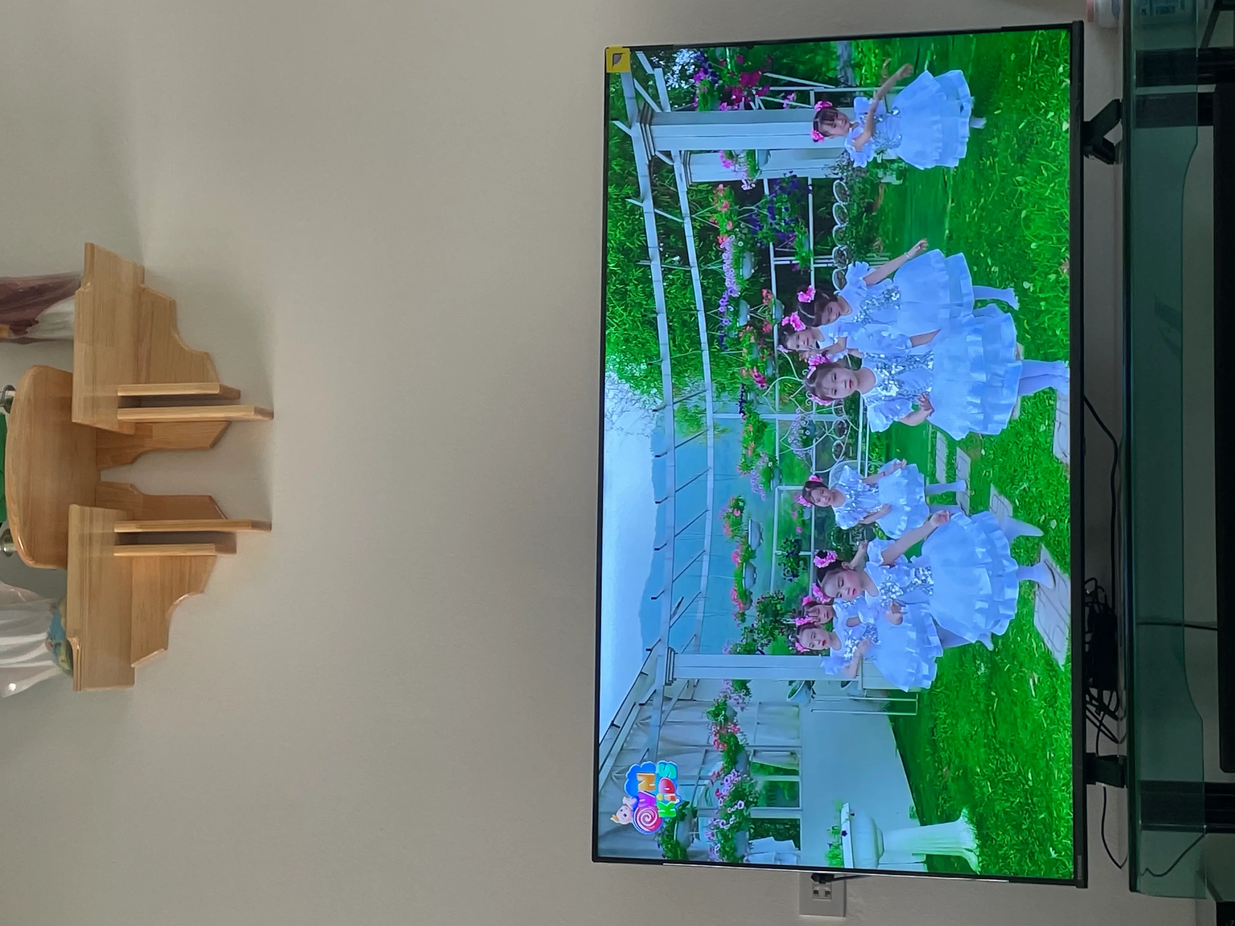 Khách hàng review Smart Tivi Toshiba AI 4K 55 inch 55E330MP 1