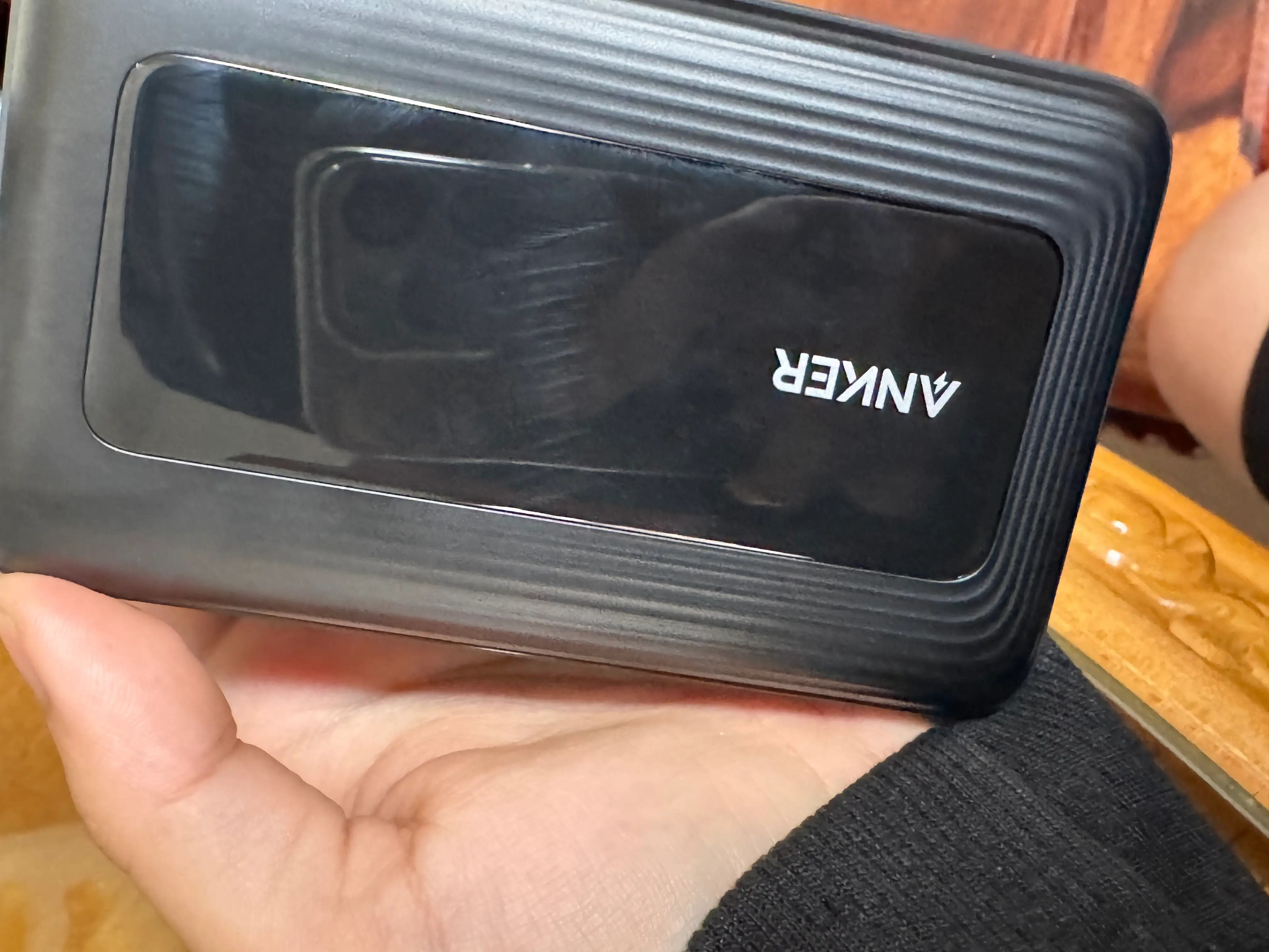 Khách hàng review Pin sạc dự phòng Polymer 20000mAh Type C PD QC 3.0 45W Anker Zolo A1681 kèm 2 Cáp Type C 1