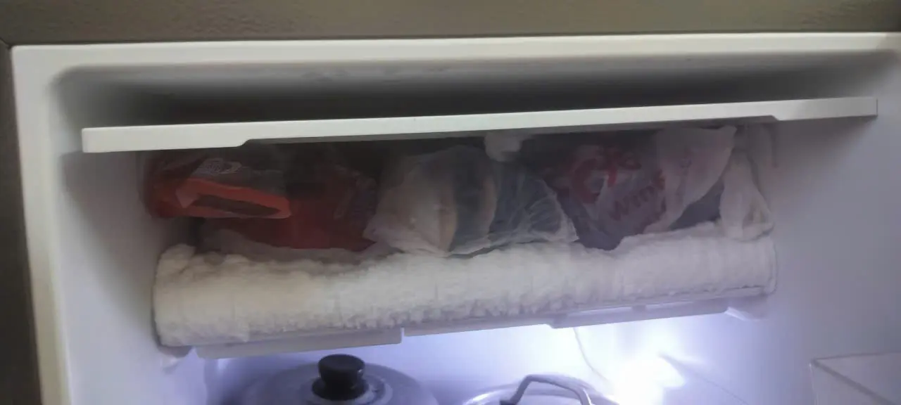Khách hàng review Tủ lạnh Electrolux 94 lít EUM0930AD-VN 1