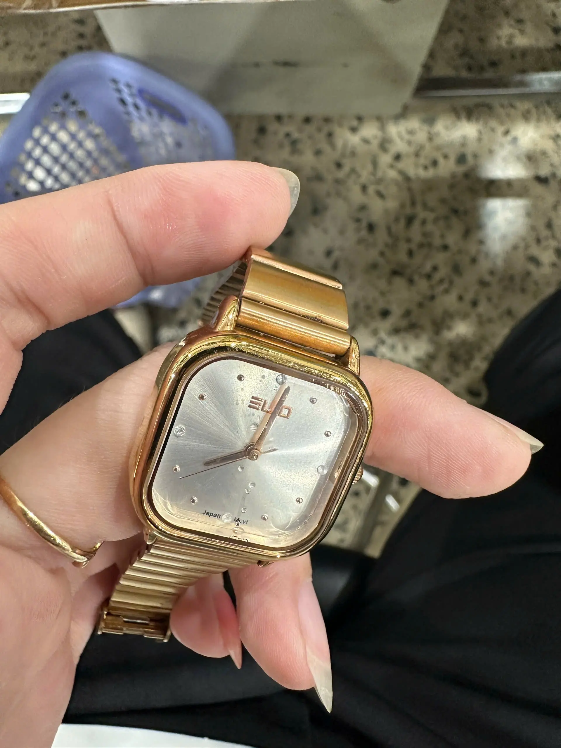 Khách hàng review Đồng hồ Elio Elegant Lady 26 mm Nữ ES163-02 1