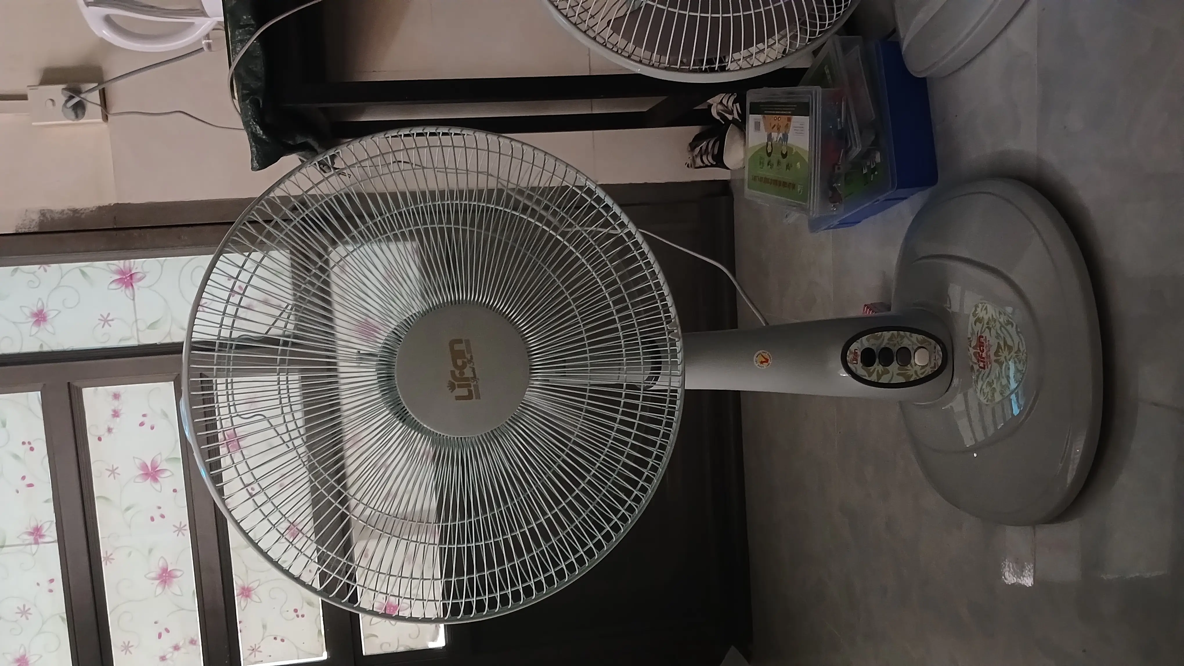Khách hàng review Quạt lửng Lifan 3 cánh QL-216 45W 3