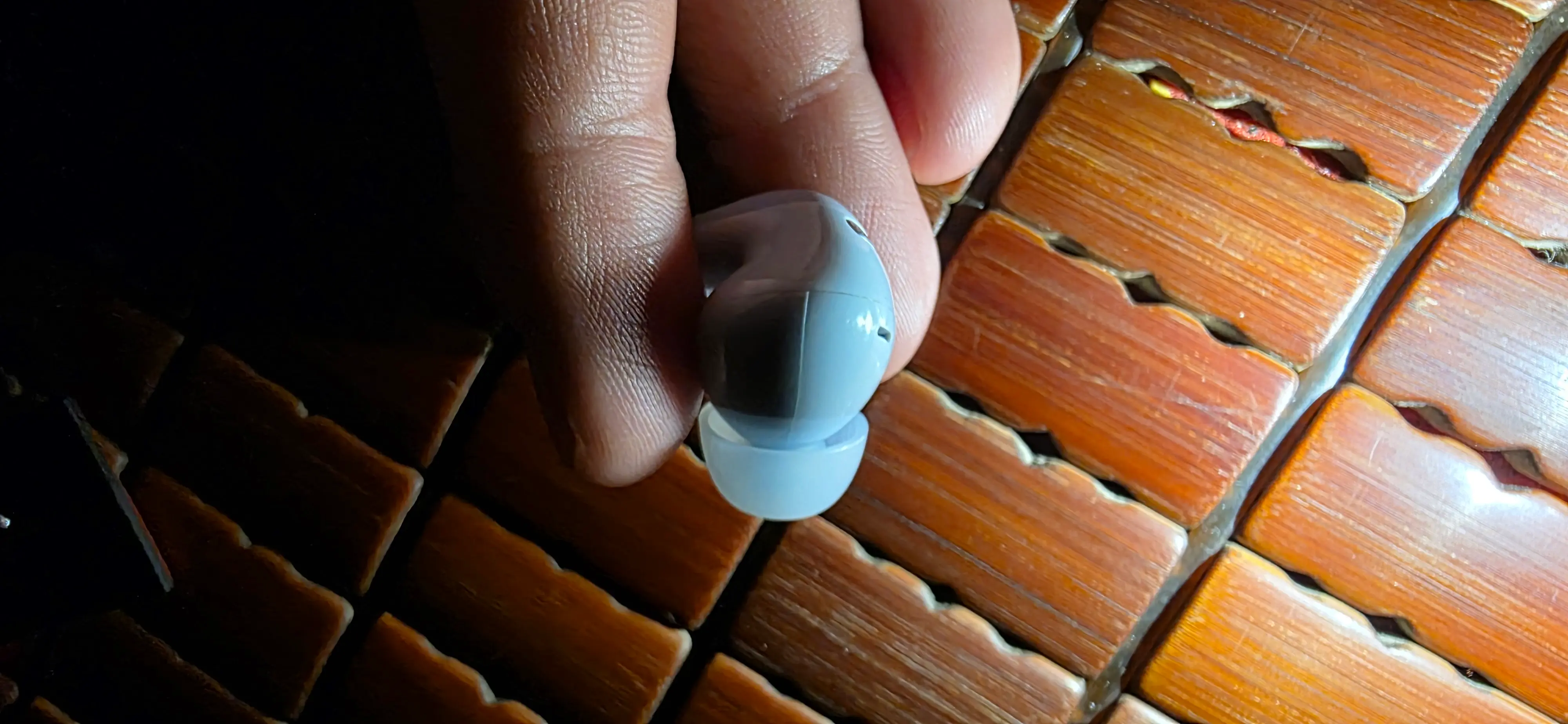 Khách hàng review Tai nghe Bluetooth True Wireless Soundcore R60i NC D1202 2