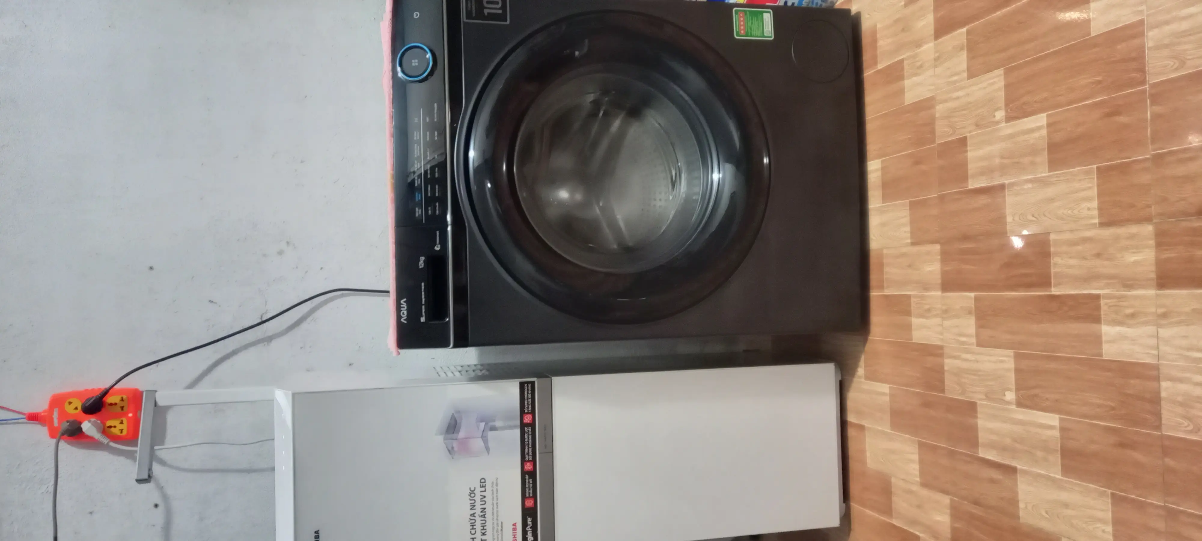 Khách hàng review Máy giặt Aqua Inverter 12 kg AW12-BP4959U1K(B) 2