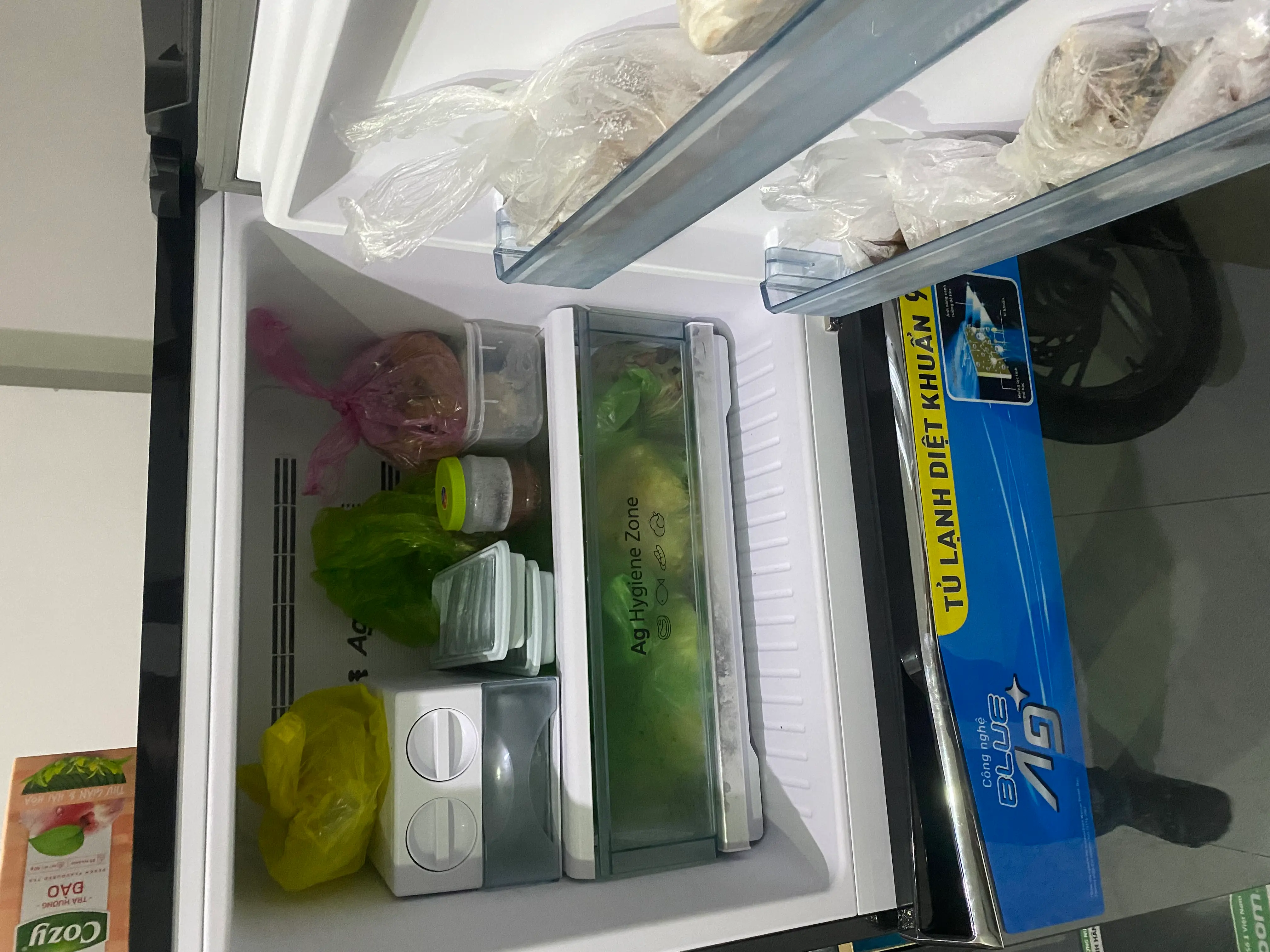 Khách hàng review Tủ lạnh Panasonic Inverter 326 lít NR-TL351VGMV 27