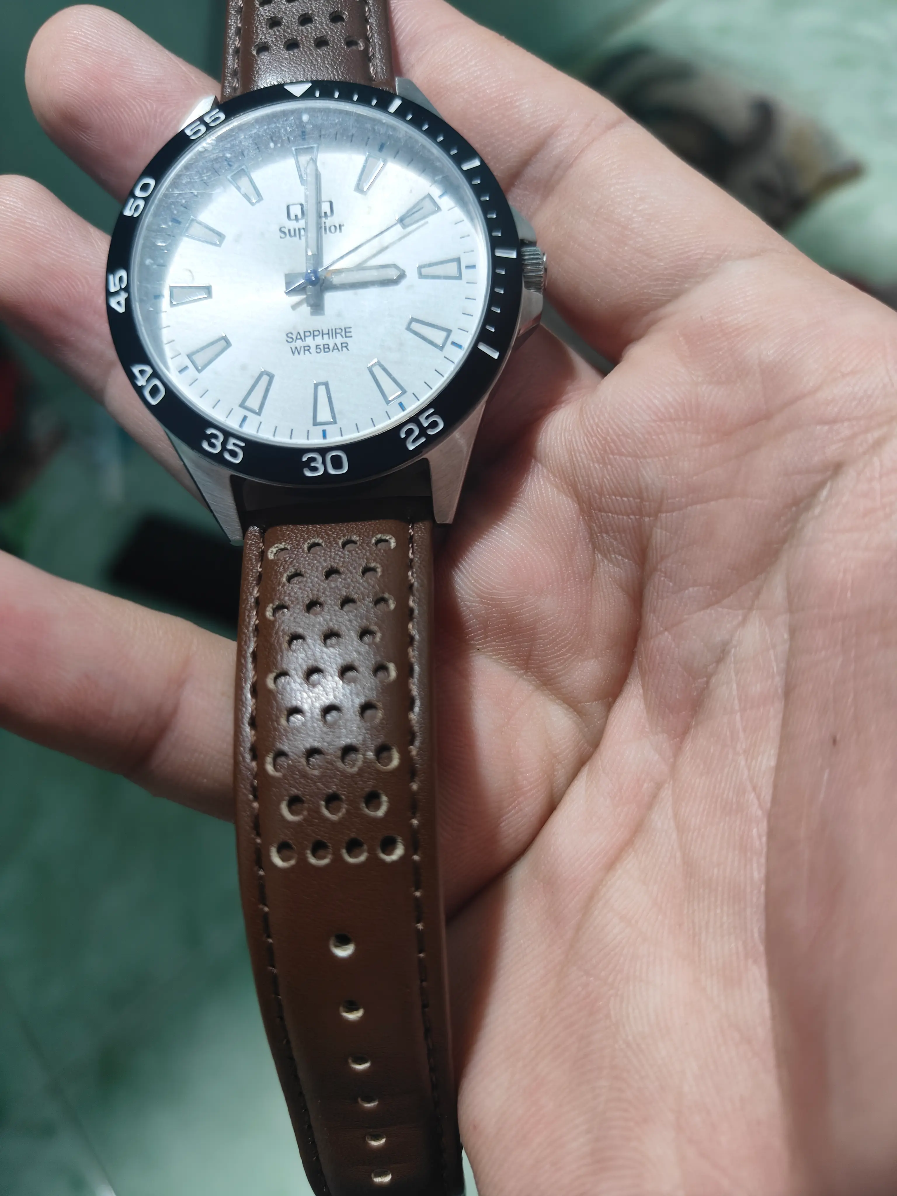 Khách hàng review Đồng hồ Q 2