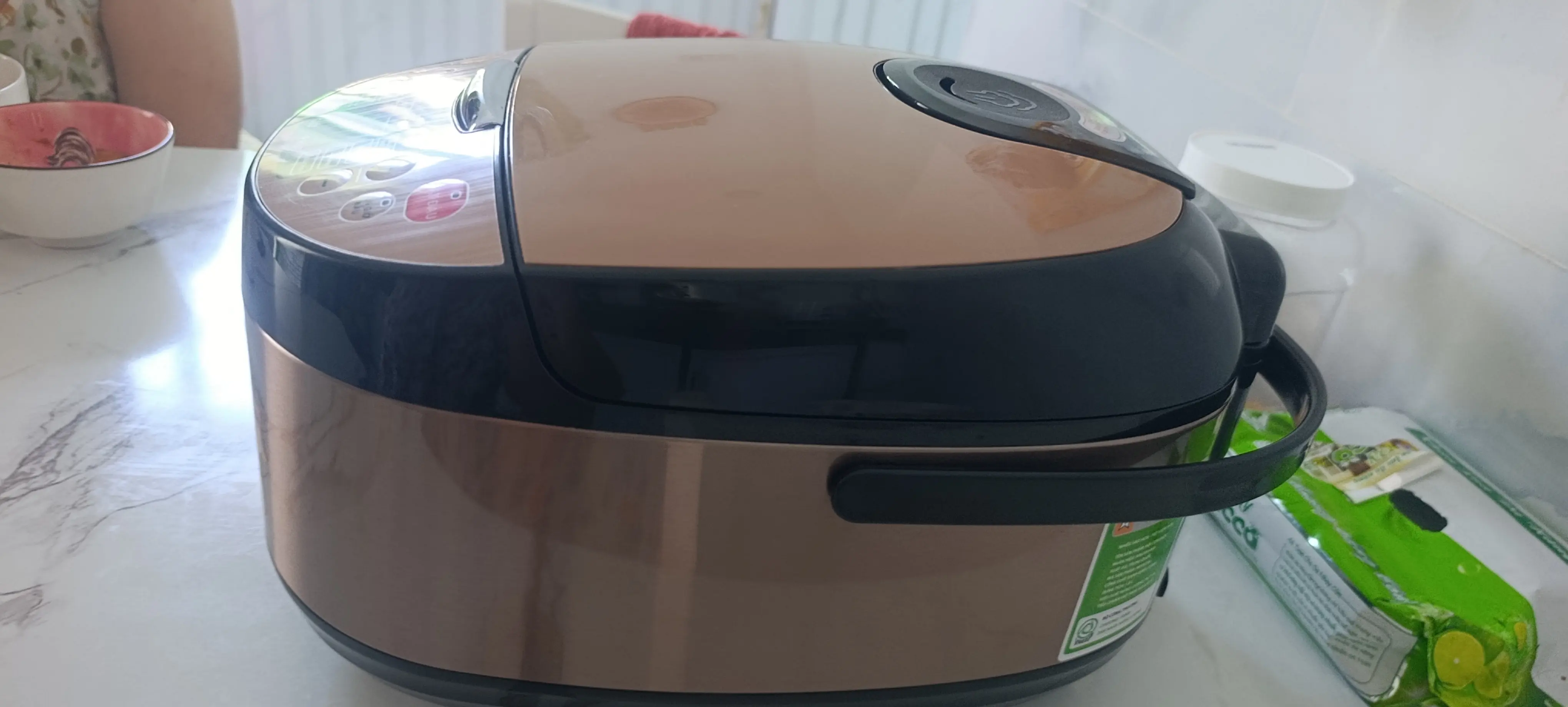 Khách hàng review Nồi cơm điện tử Nagakawa 1.8 lít NER5556 3